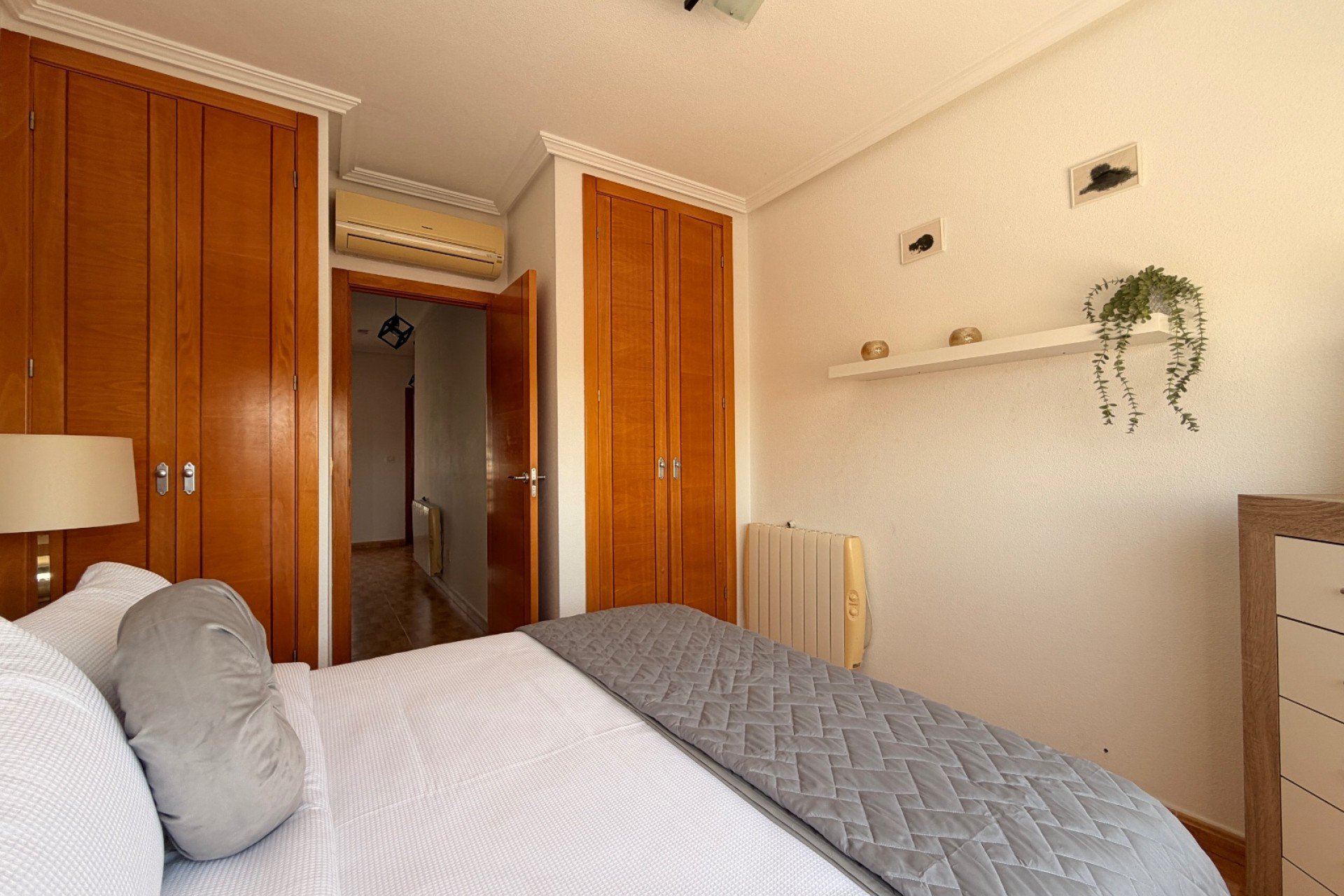 Resale - Townhouse -
Ciudad Quesada - Doña Pepa
