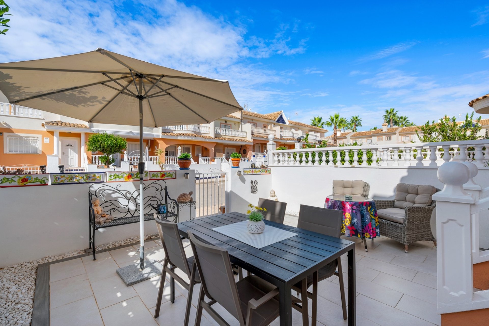 Resale - Townhouse -
Ciudad Quesada - Doña Pepa
