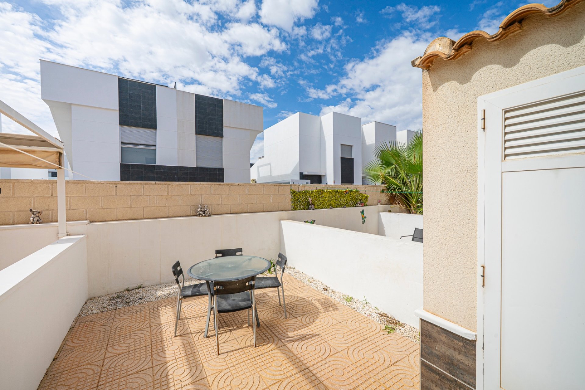 Resale - Townhouse -
Ciudad Quesada - Doña Pepa