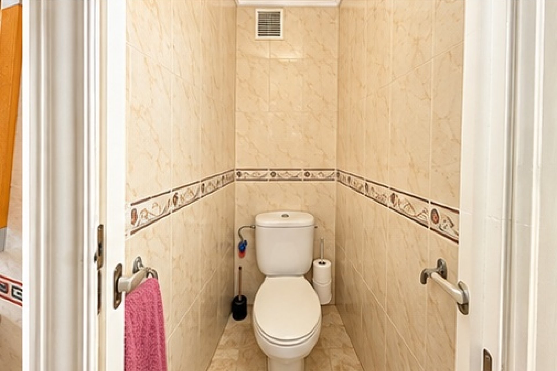 Resale - Townhouse -
Ciudad Quesada - Doña Pepa