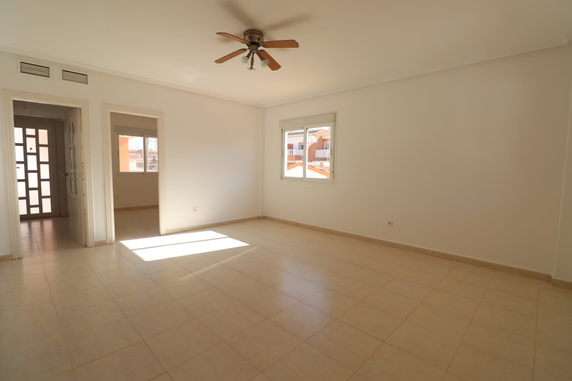 Resale - Townhouse -
Ciudad Quesada - Doña Pepa