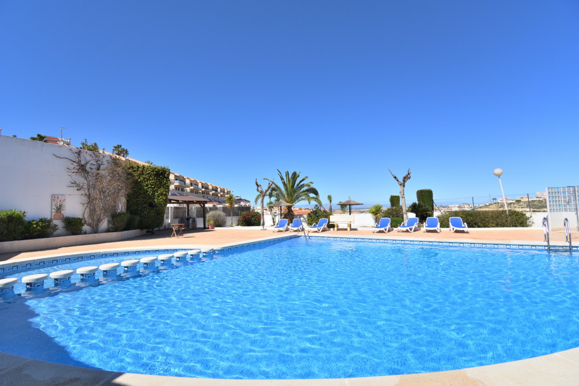 Resale - Townhouse -
Ciudad Quesada - La Marquesa