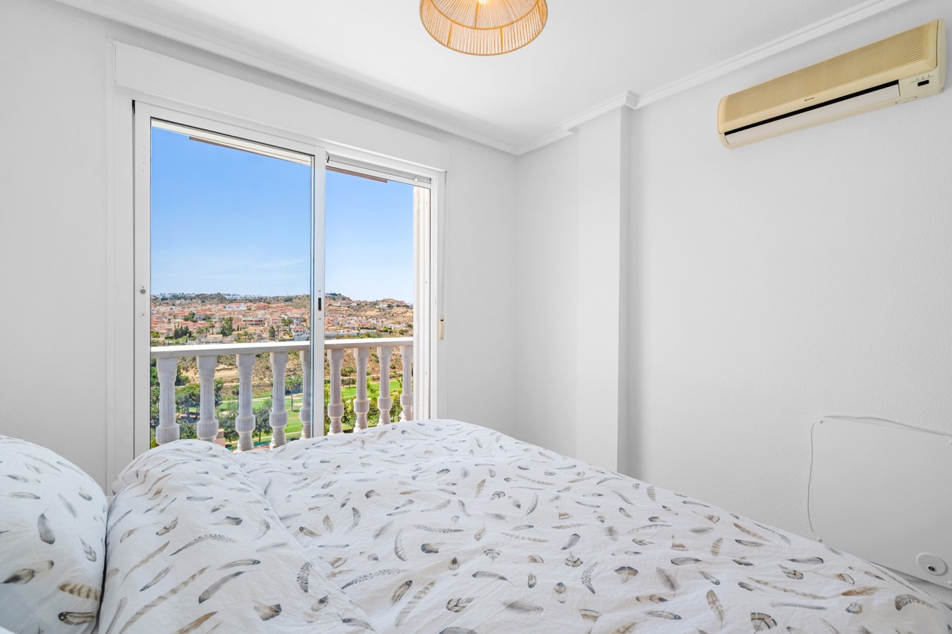 Resale - Townhouse -
Ciudad Quesada - La Marquesa