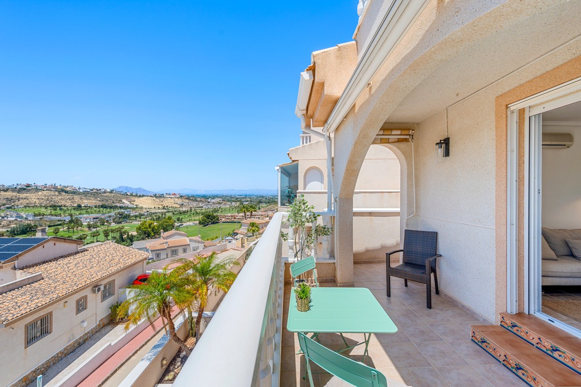Resale - Townhouse -
Ciudad Quesada - La Marquesa