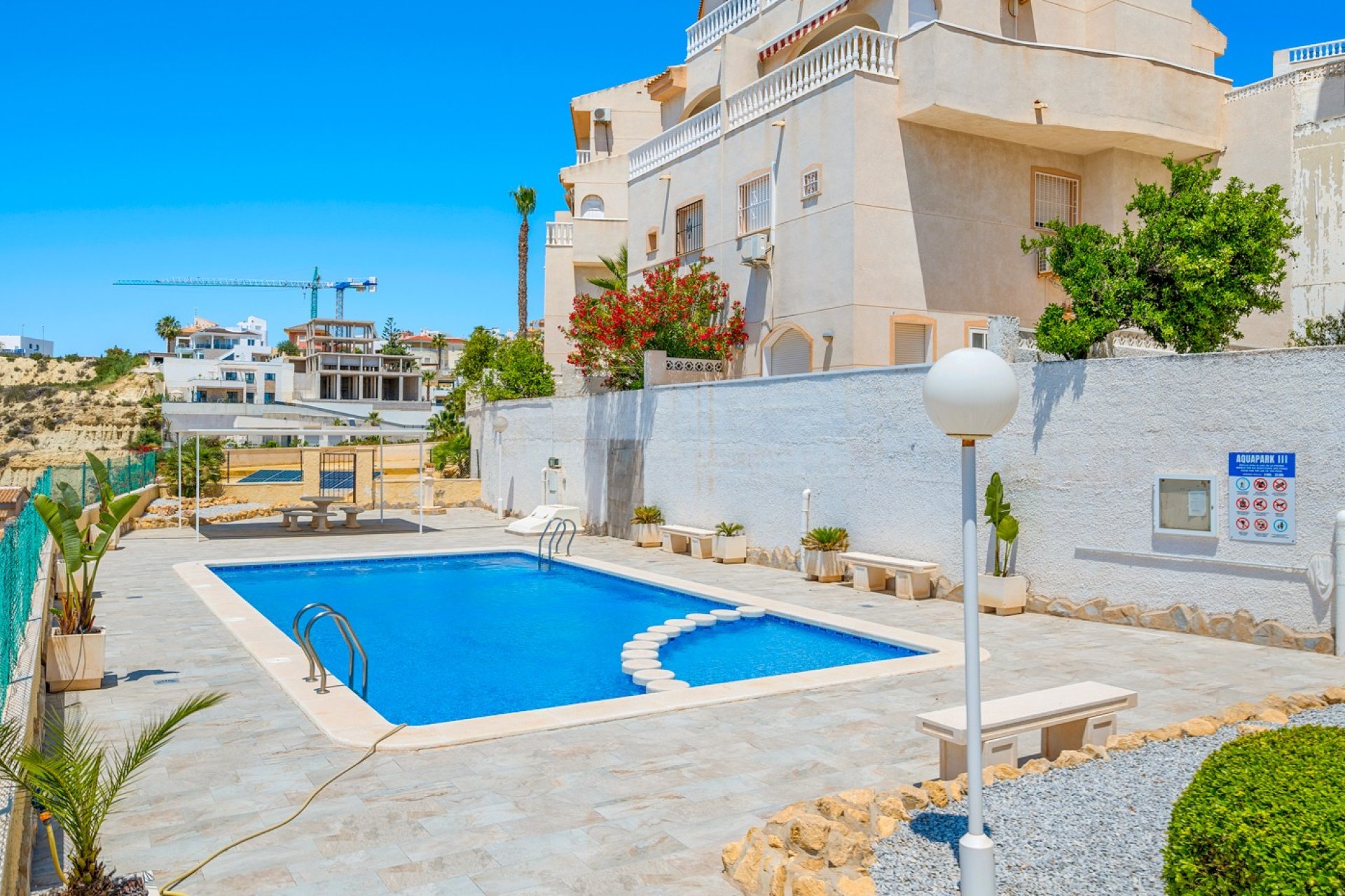 Resale - Townhouse -
Ciudad Quesada - La Marquesa
