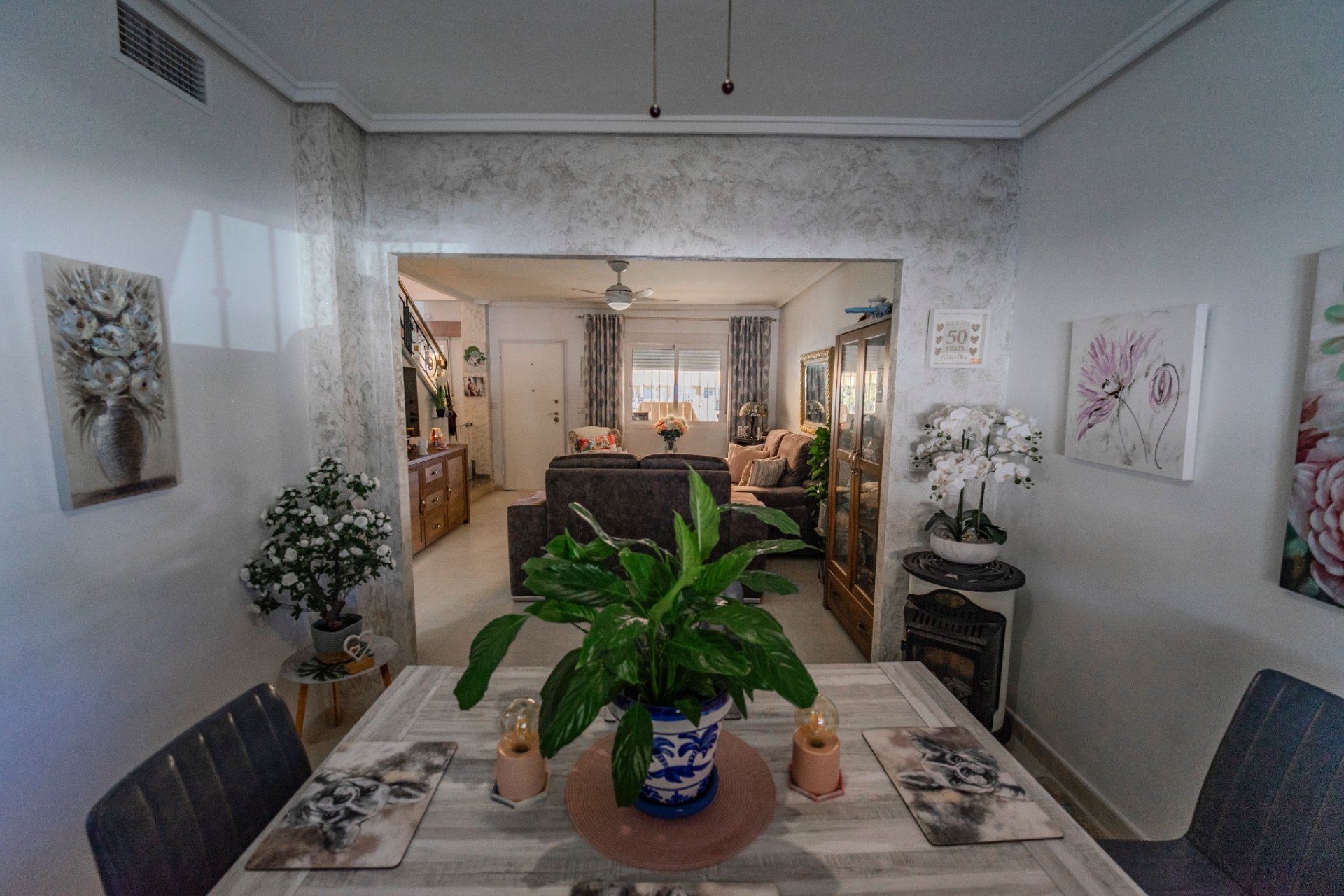 Resale - Townhouse -
Ciudad Quesada - Lo Marabu