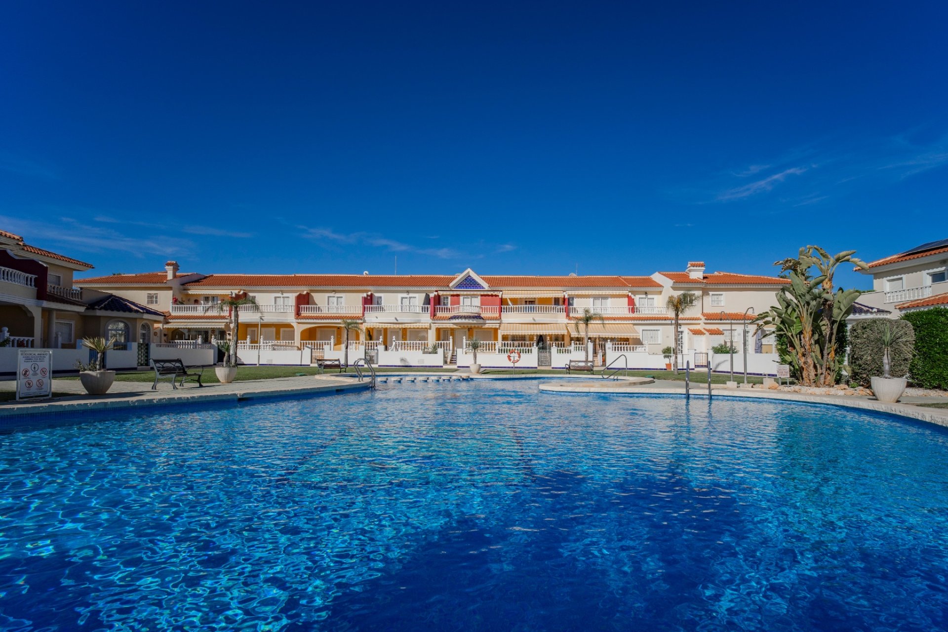 Resale - Townhouse -
Ciudad Quesada - Lo Marabu