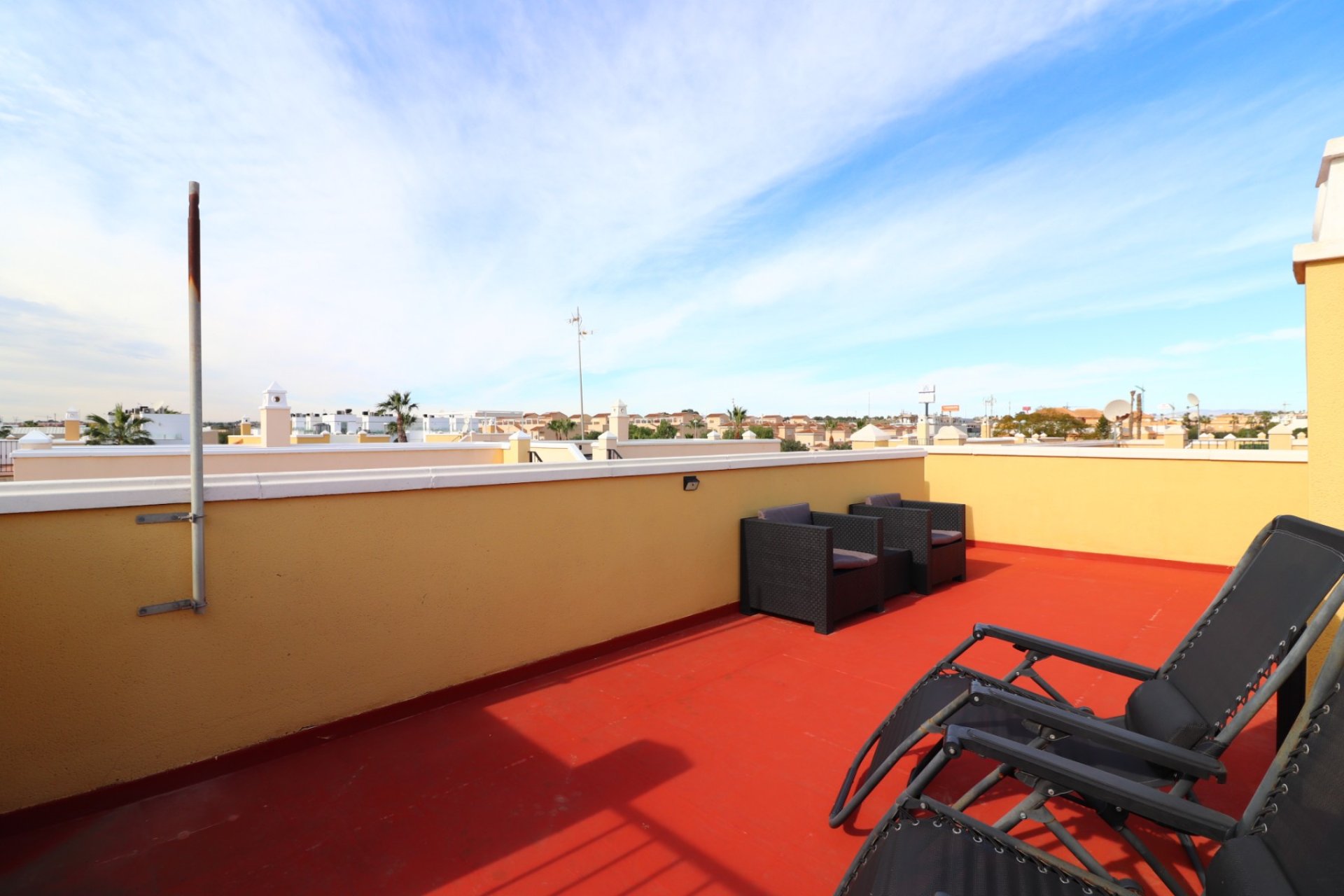 Resale - Townhouse -
Ciudad Quesada - Lo Marabu