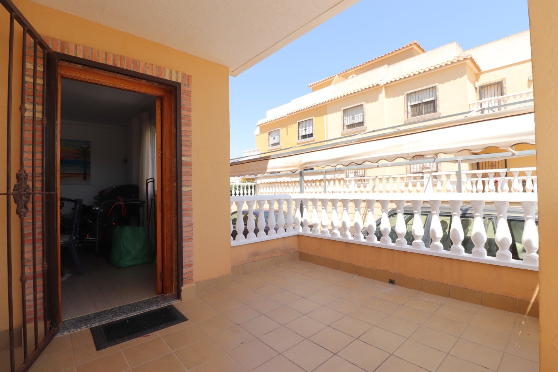 Resale - Townhouse -
Ciudad Quesada - Lo Marabu