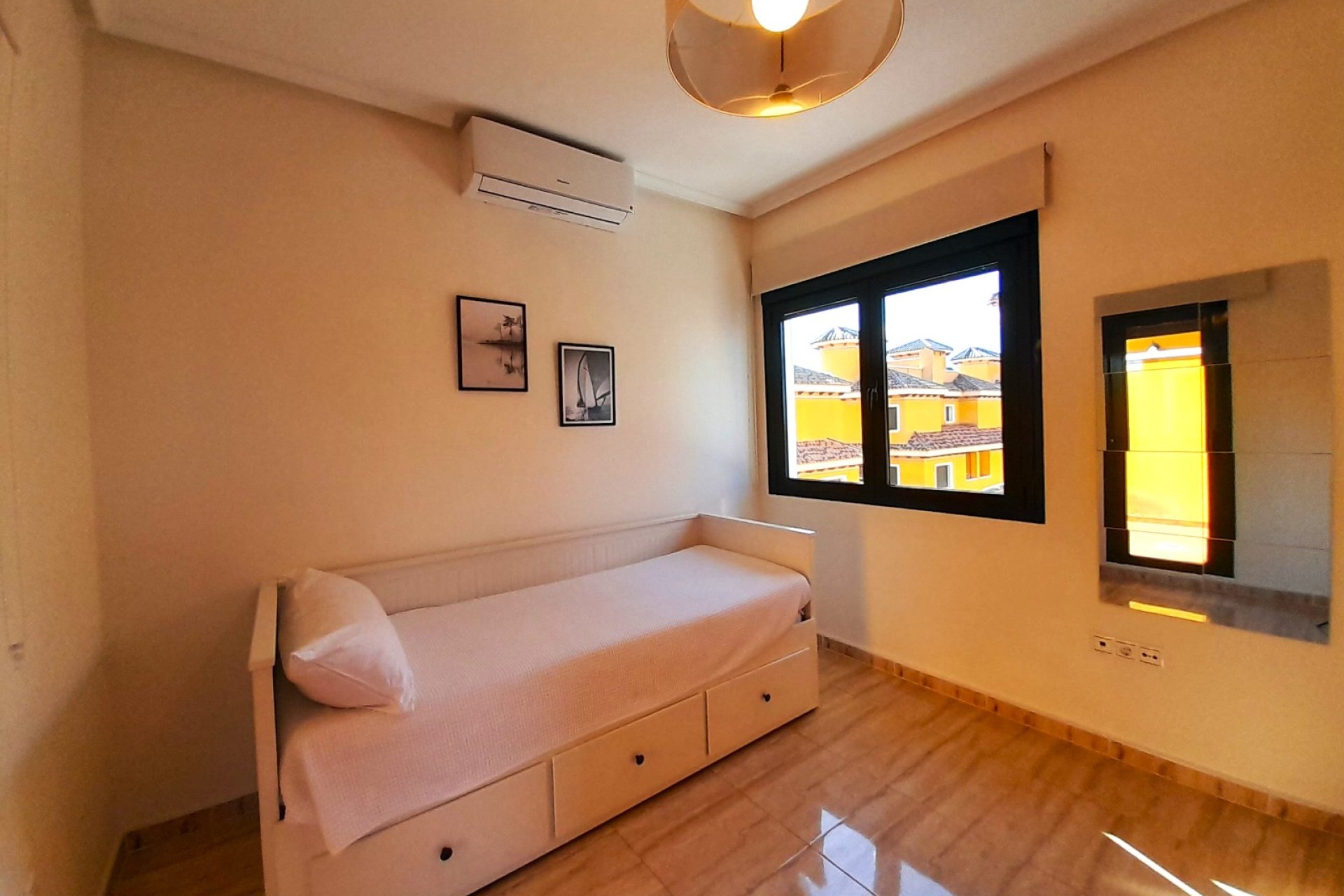 Resale - Townhouse -
Ciudad Quesada - Lo Marabu