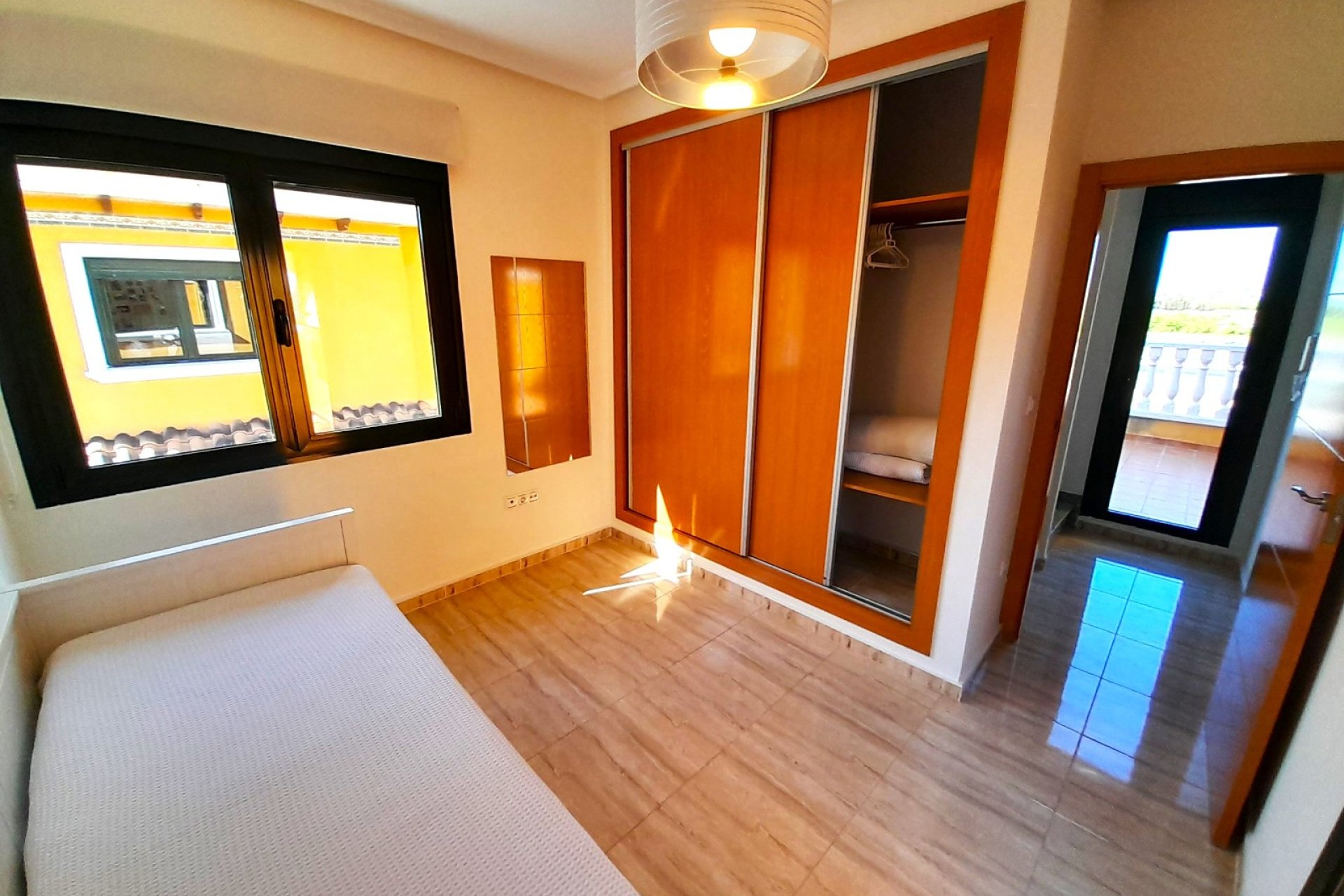 Resale - Townhouse -
Ciudad Quesada - Lo Marabu