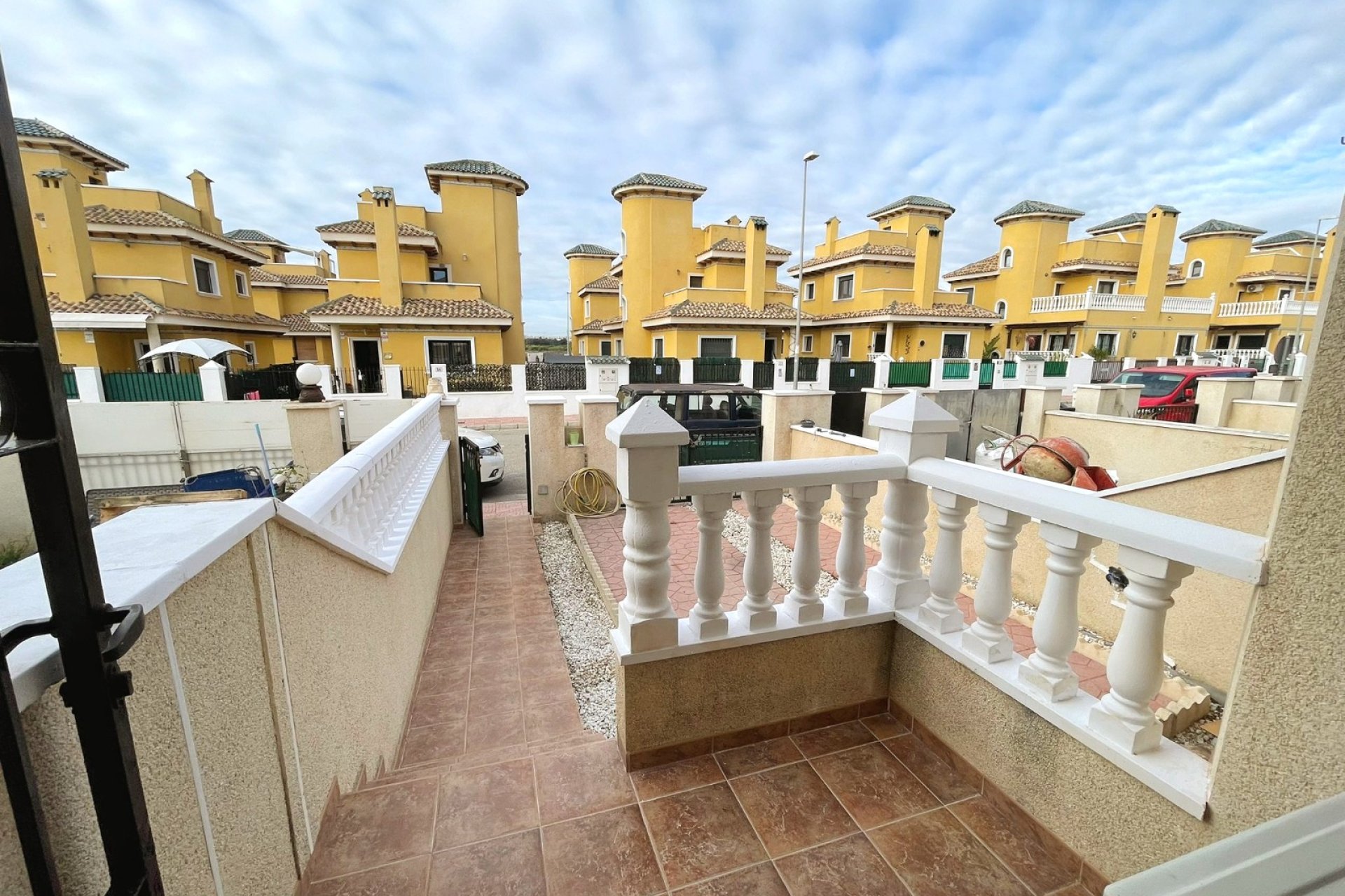 Resale - Townhouse -
Ciudad Quesada - Lo Marabu