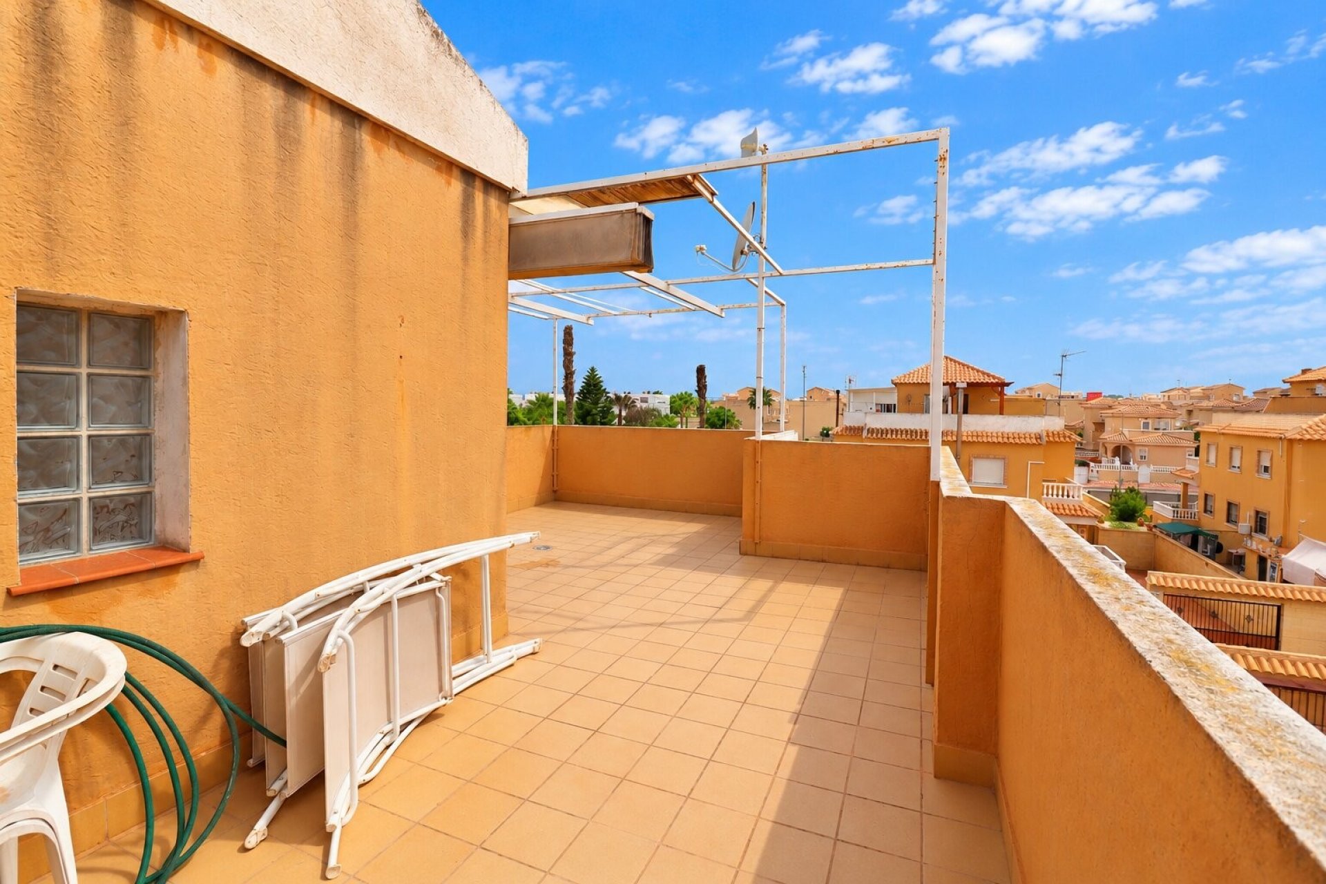 Resale - Townhouse -
Ciudad Quesada - Lo Marabu