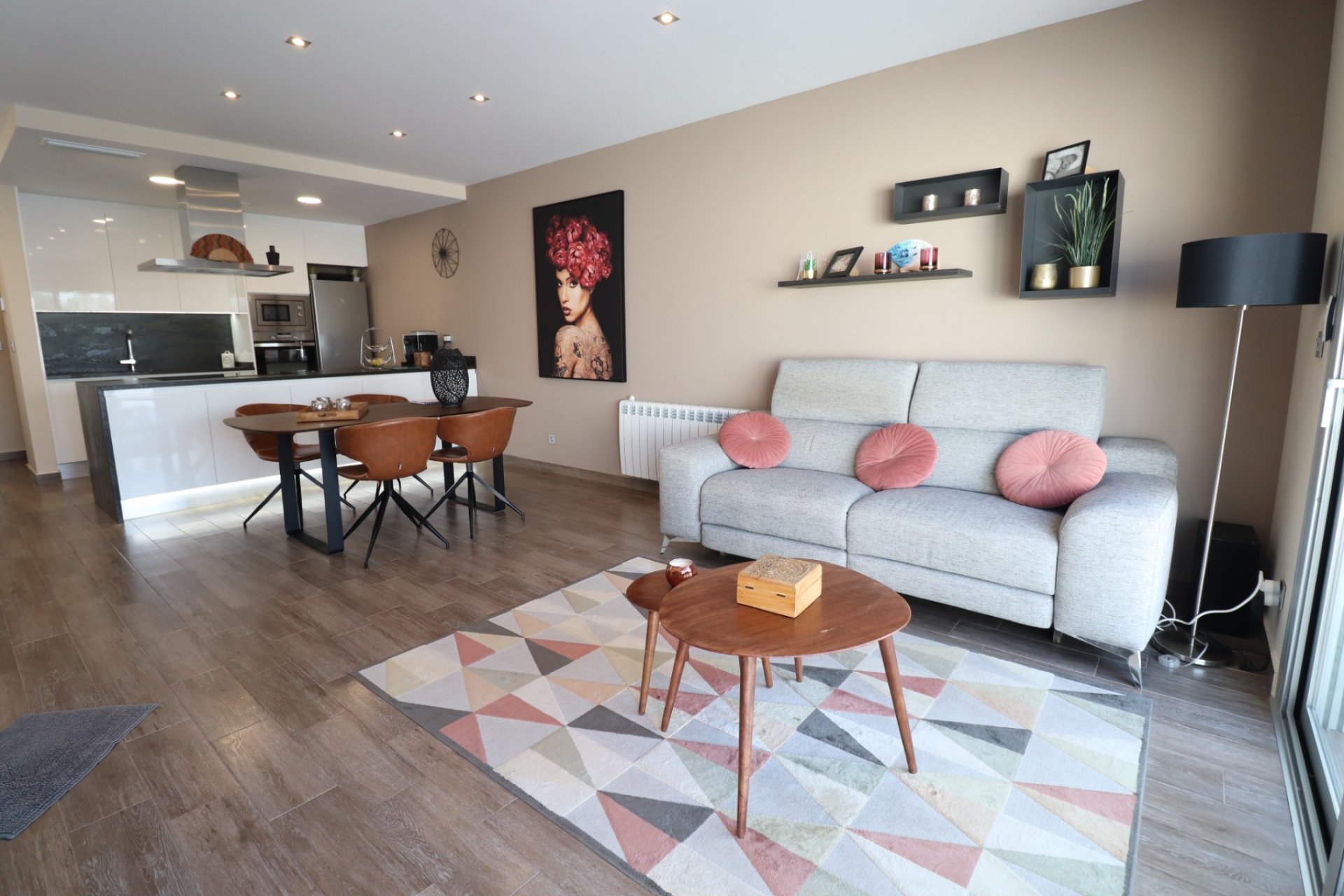 Resale - Townhouse -
Daya Vieja - Daya Vieja - Town