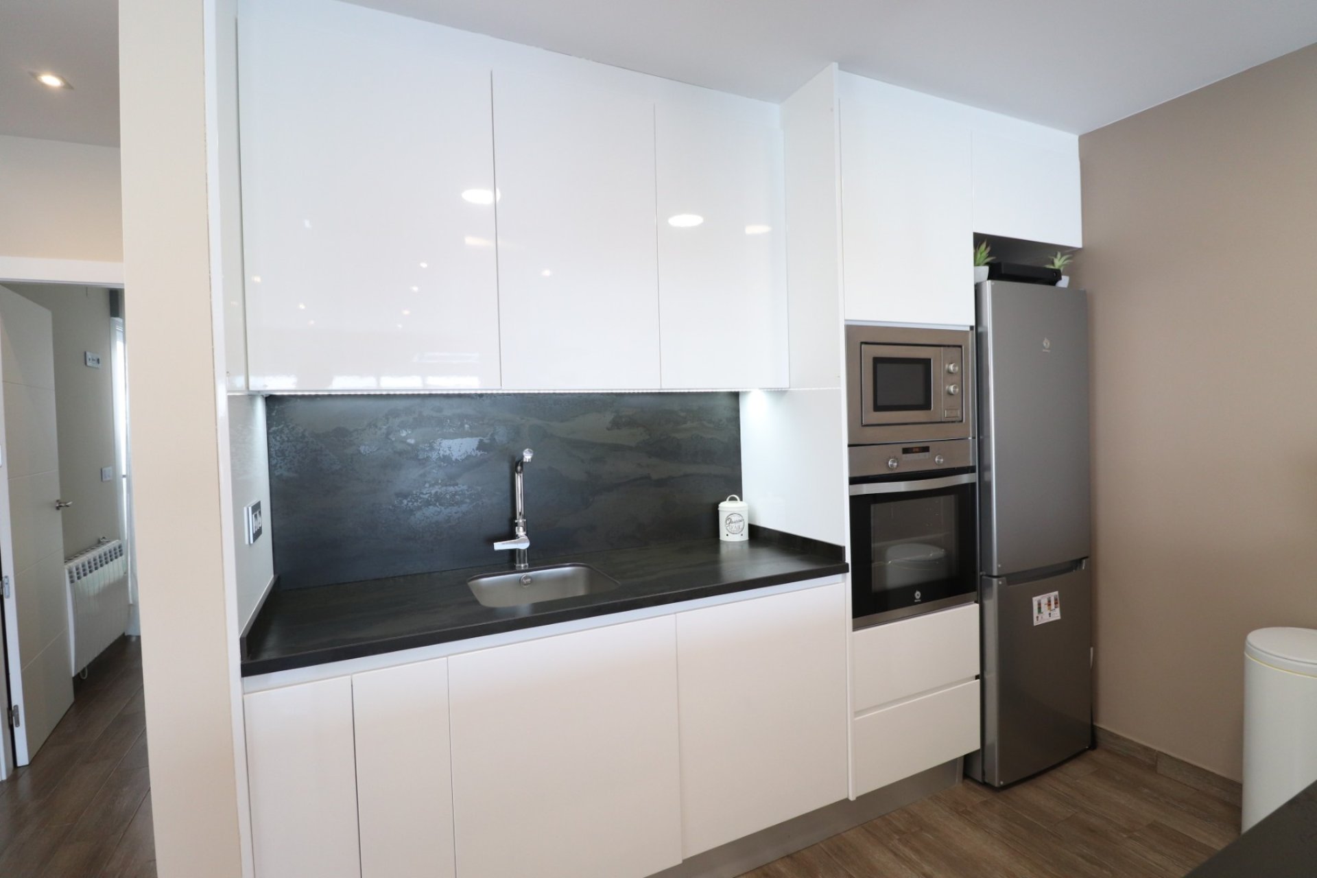 Resale - Townhouse -
Daya Vieja - Daya Vieja - Town