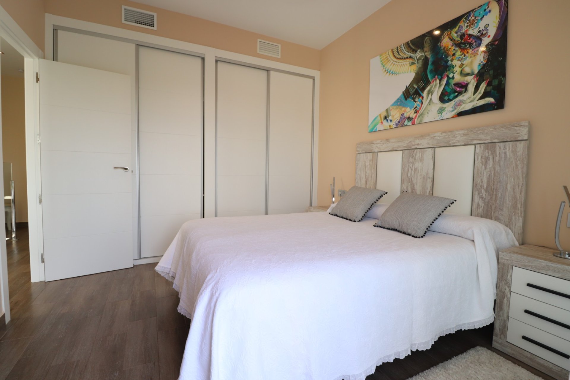 Resale - Townhouse -
Daya Vieja - Daya Vieja - Town