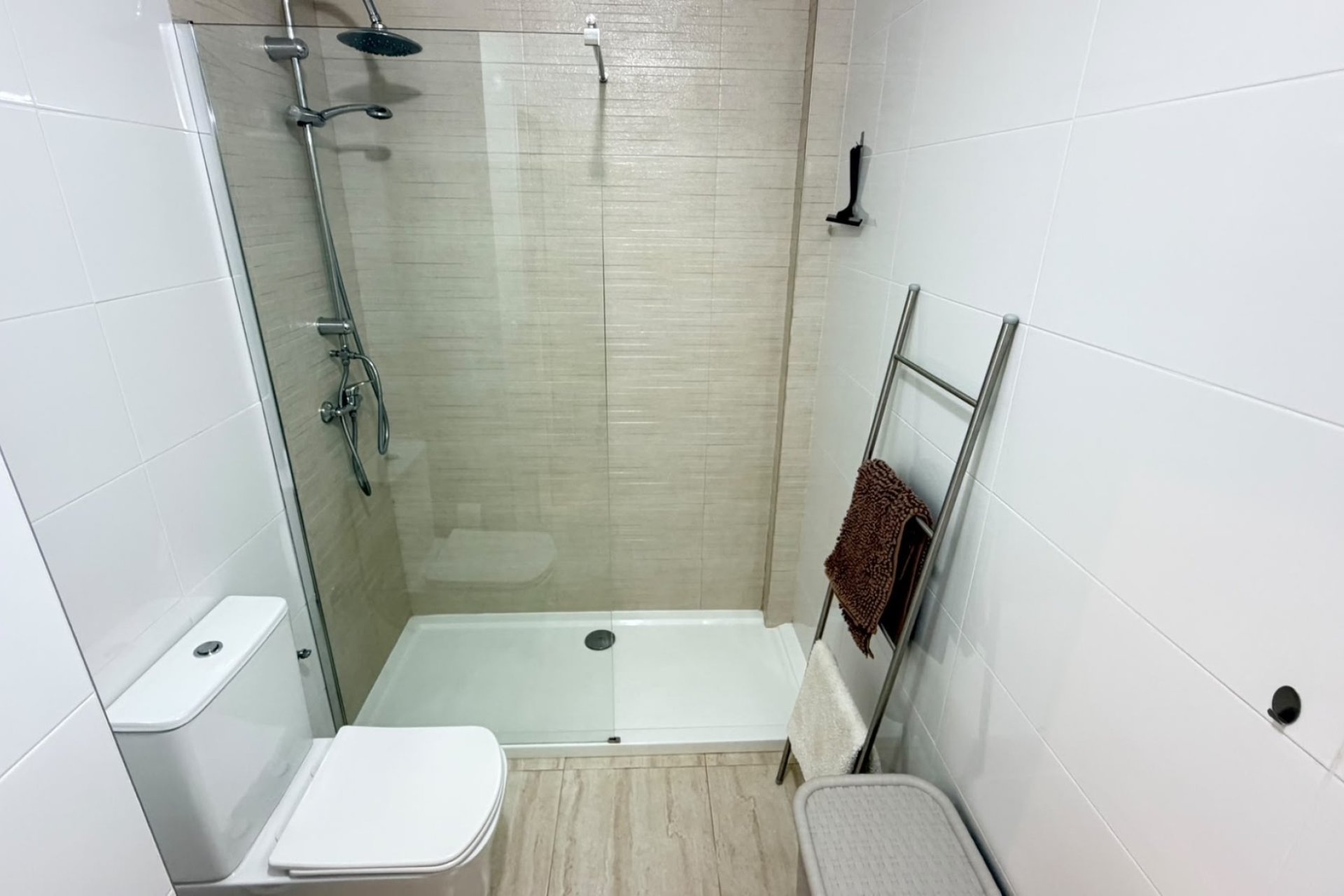 Resale - Townhouse -
Daya Vieja - Daya Vieja - Town