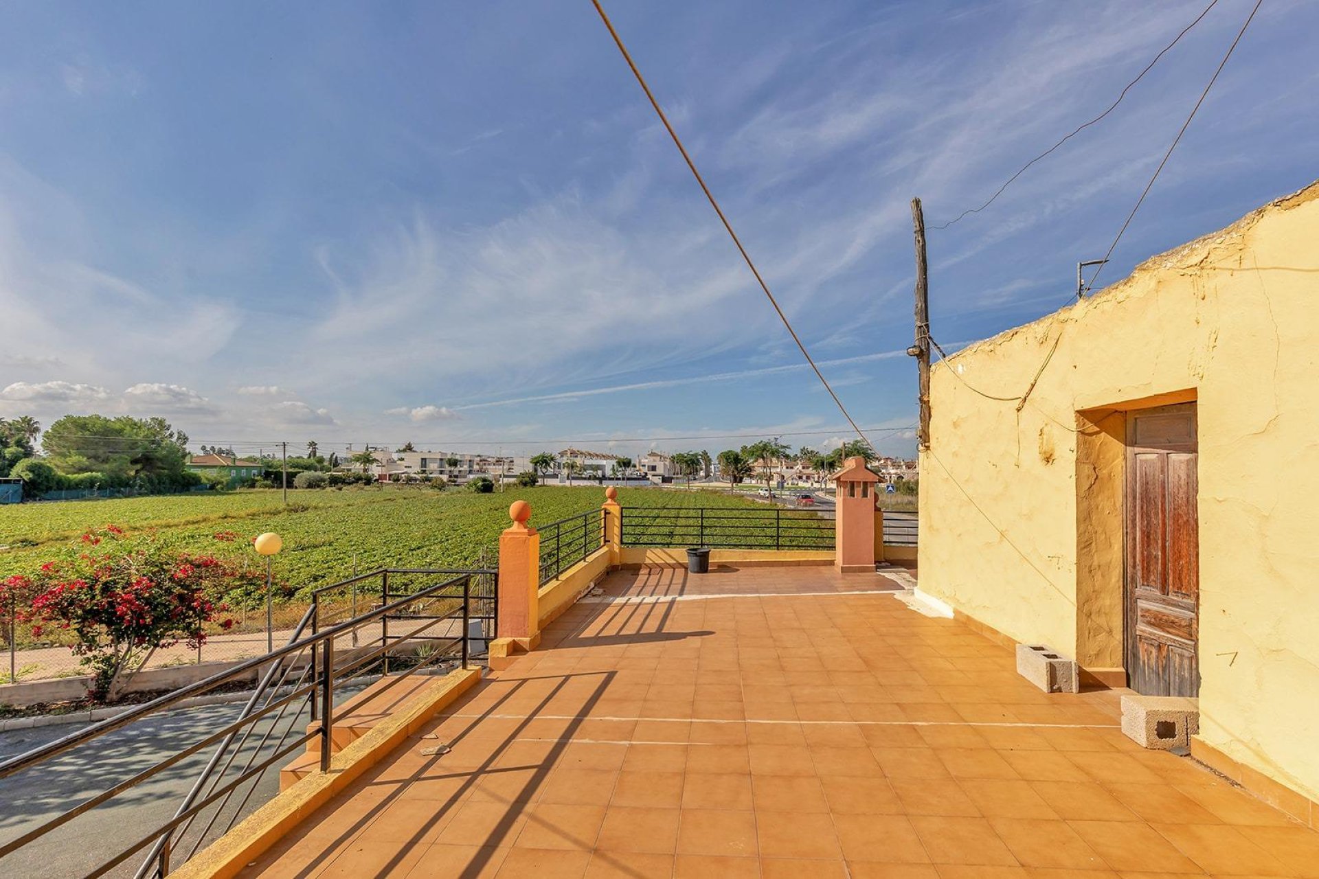 Resale - Townhouse -
Daya Vieja - Huerta