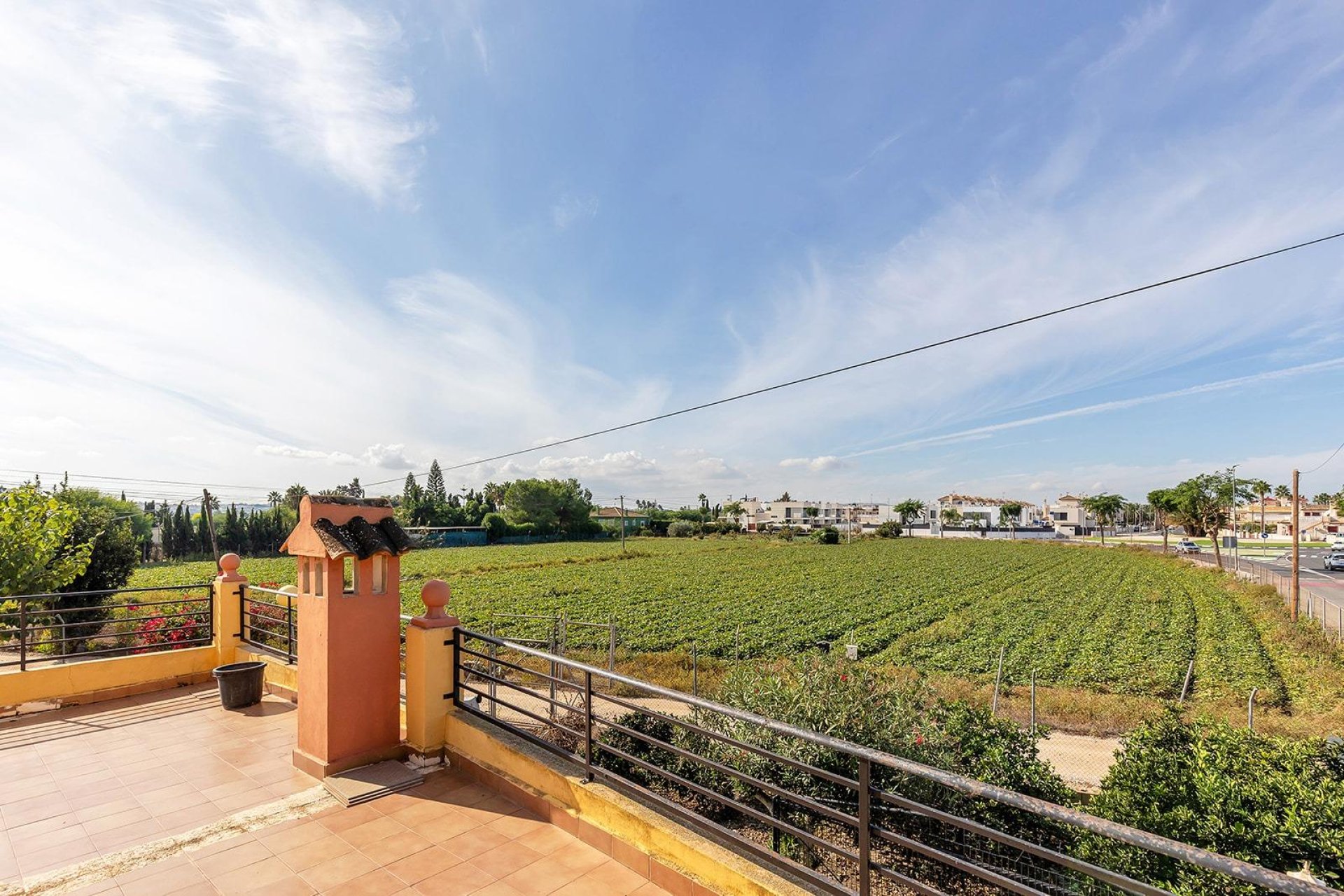 Resale - Townhouse -
Daya Vieja - Huerta