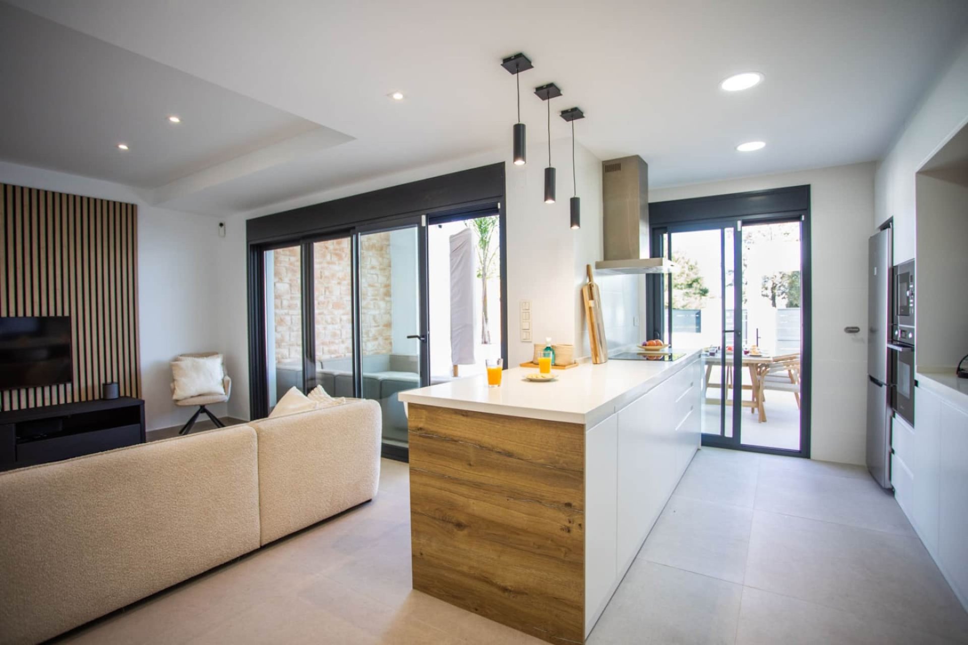 Resale - Townhouse -
Dolores - Dolores - Town