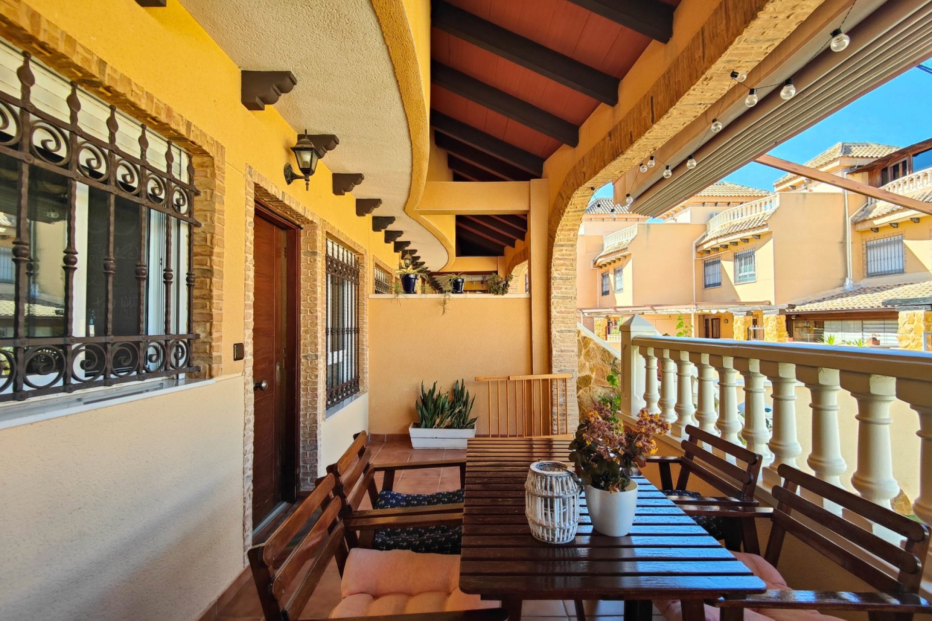 Resale - Townhouse -
Guardamar del Segura - El Eden