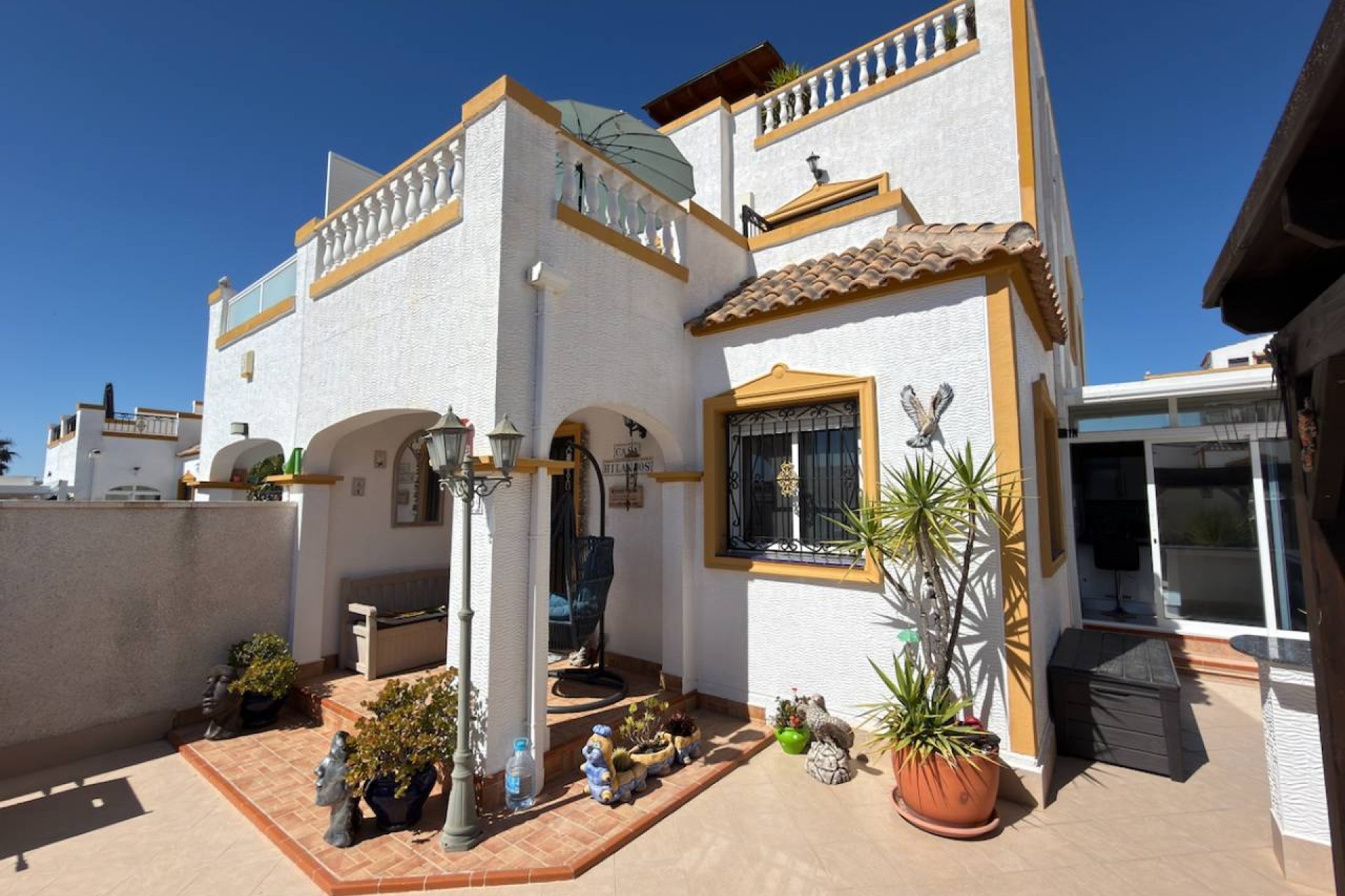 Resale - Townhouse -
Los Montesinos - Entre Naranjos / Vistabella Golf