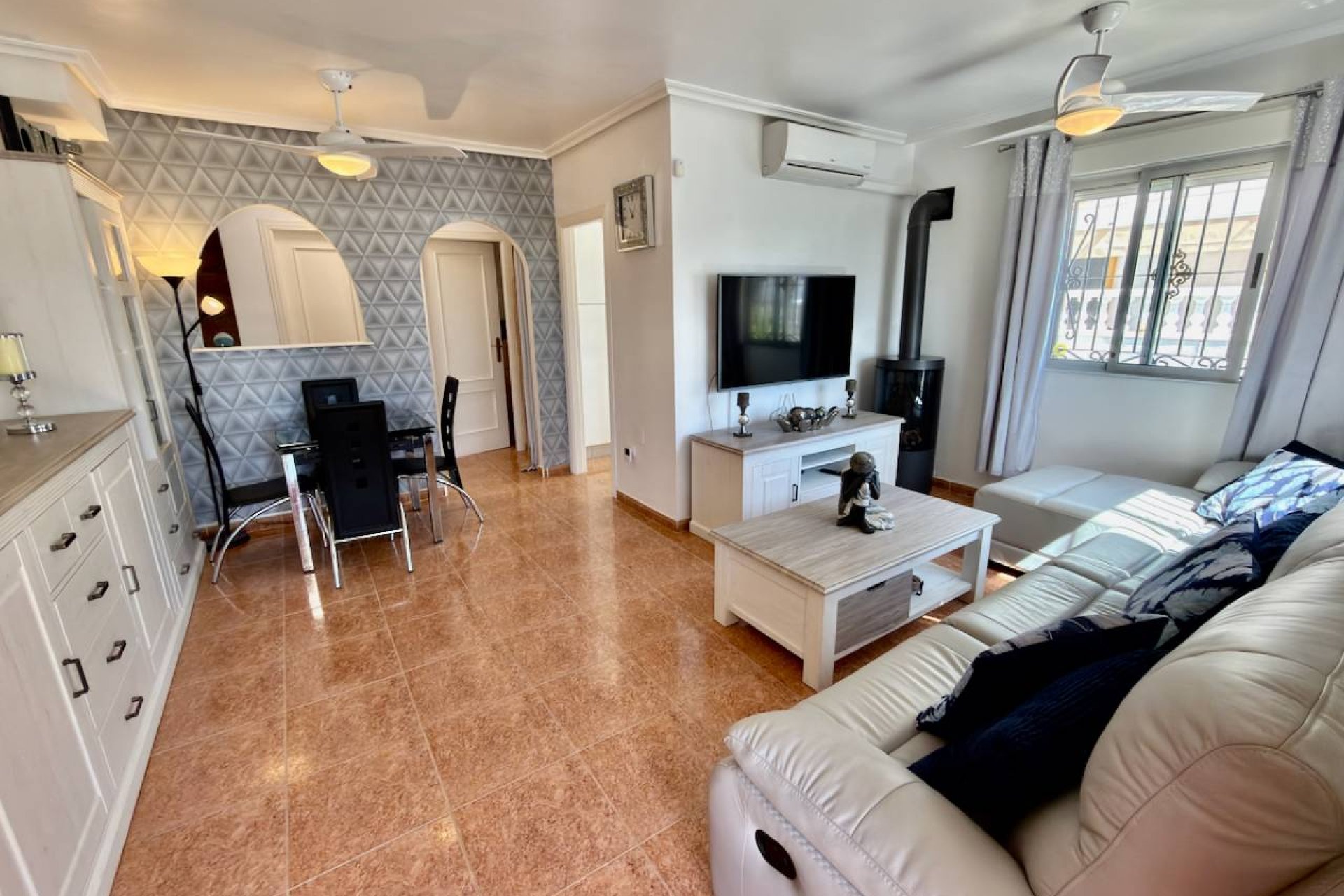 Resale - Townhouse -
Los Montesinos - Entre Naranjos / Vistabella Golf