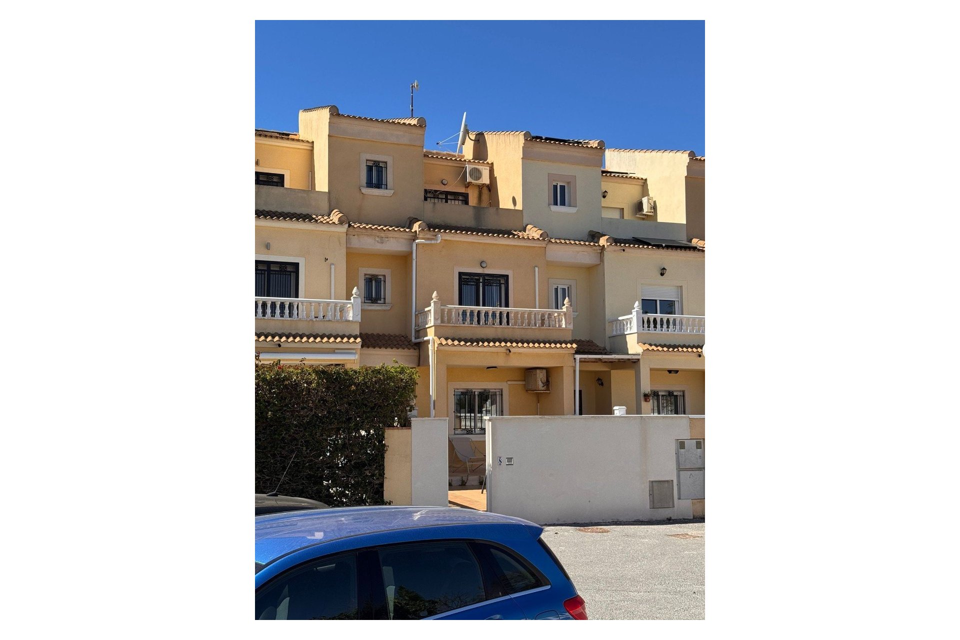 Resale - Townhouse -
Orihuela Costa - Campoamor