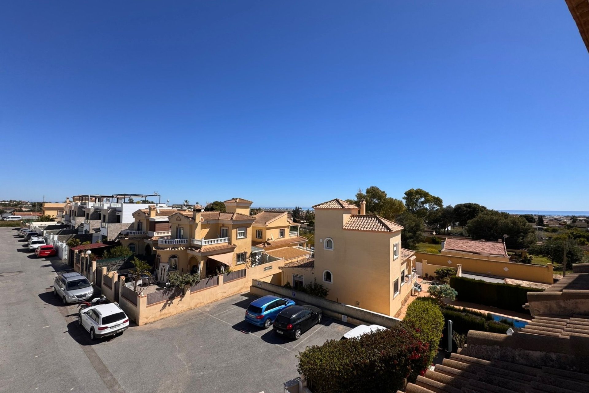 Resale - Townhouse -
Orihuela Costa - Campoamor