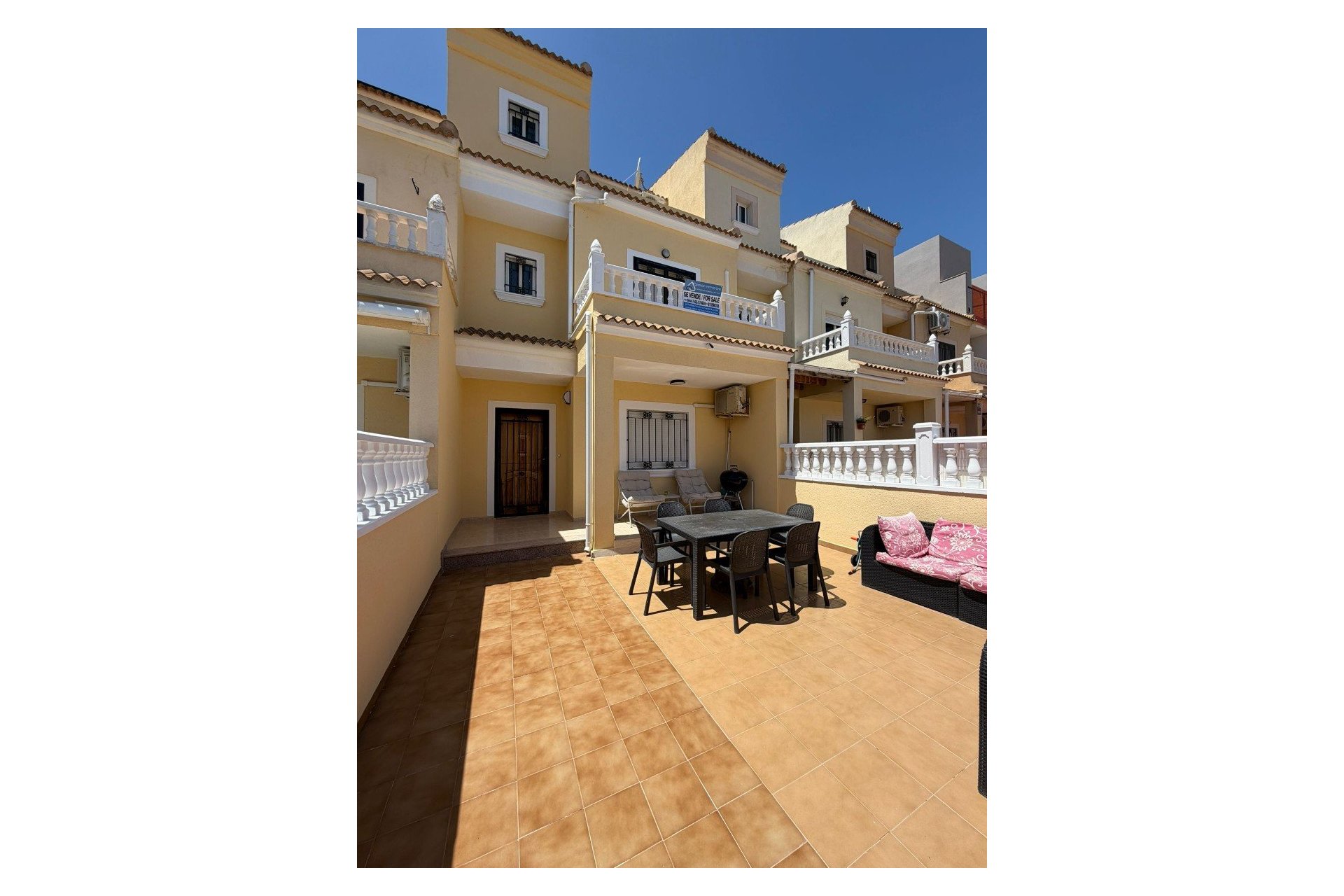Resale - Townhouse -
Orihuela Costa - Campoamor
