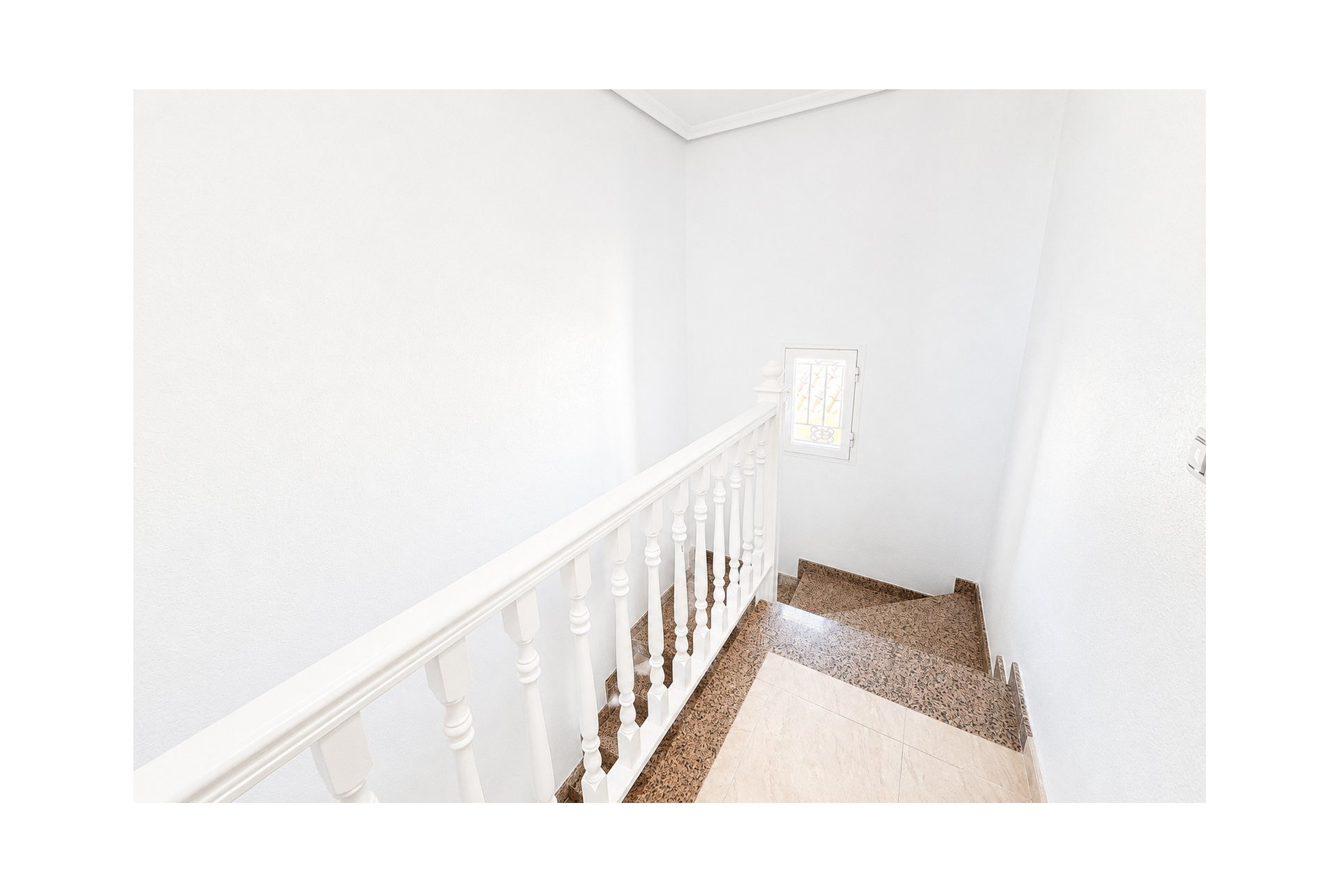 Resale - Townhouse -
Orihuela Costa - Campoamor