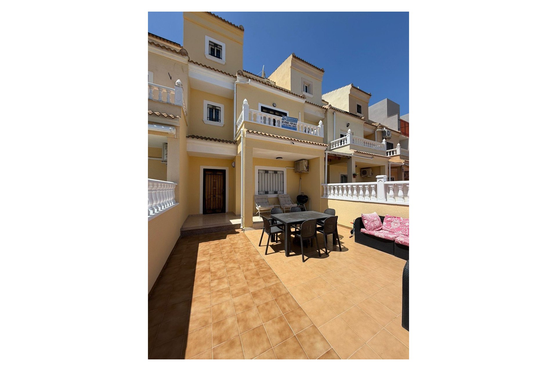 Resale - Townhouse -
Orihuela Costa - Campoamor