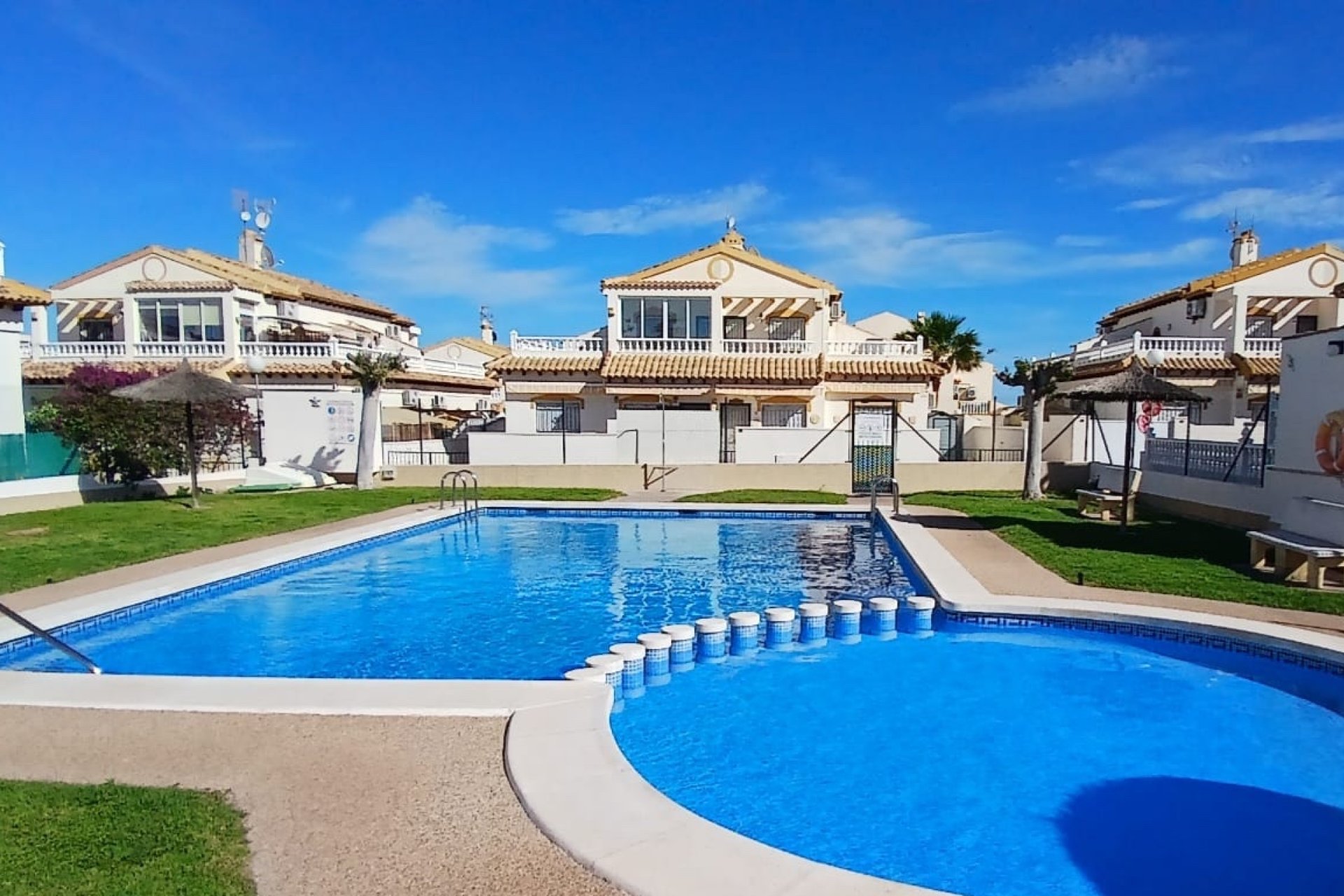 Resale - Townhouse -
Orihuela Costa - La Florida