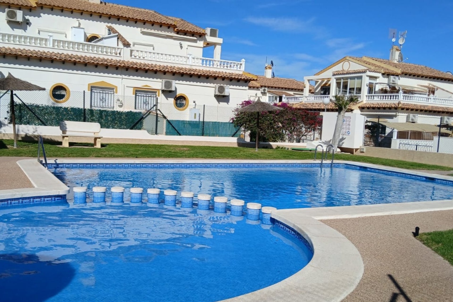 Resale - Townhouse -
Orihuela Costa - La Florida