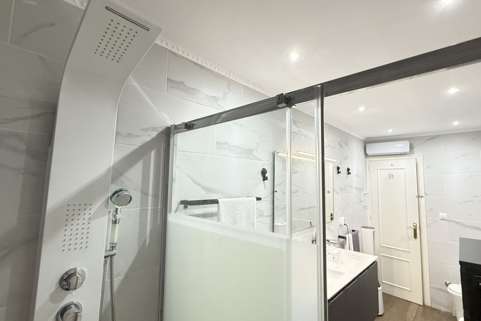 Resale - Townhouse -
Orihuela Costa - La Zenia