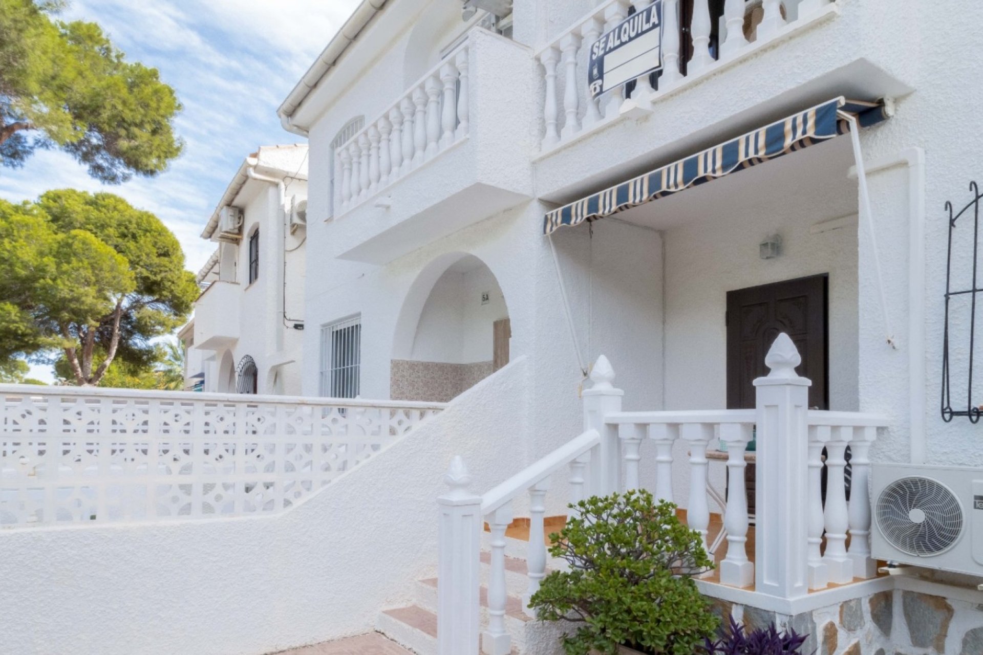 Resale - Townhouse -
Orihuela Costa - La Zenia