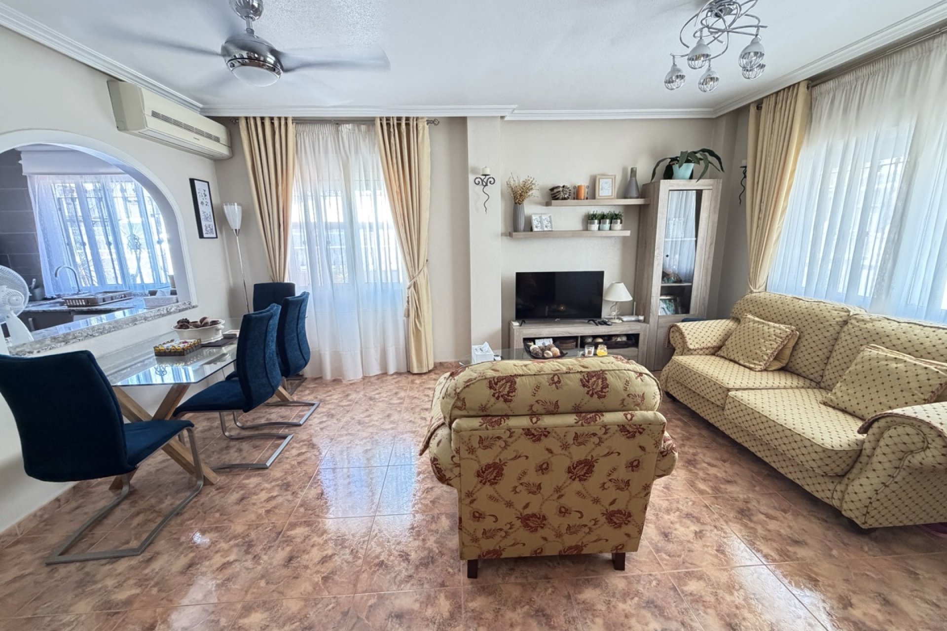Resale - Townhouse -
Orihuela Costa - La Zenia