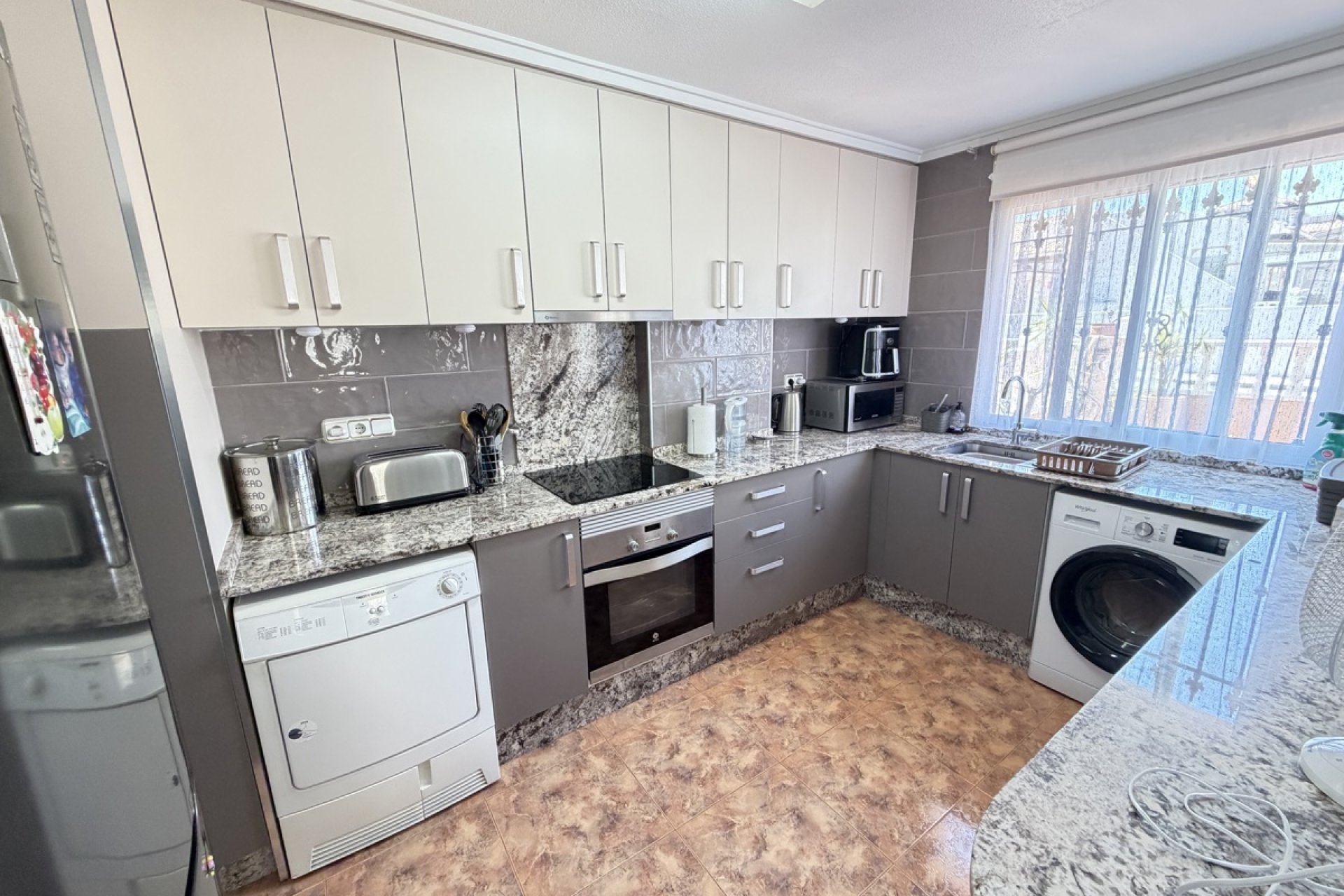Resale - Townhouse -
Orihuela Costa - La Zenia