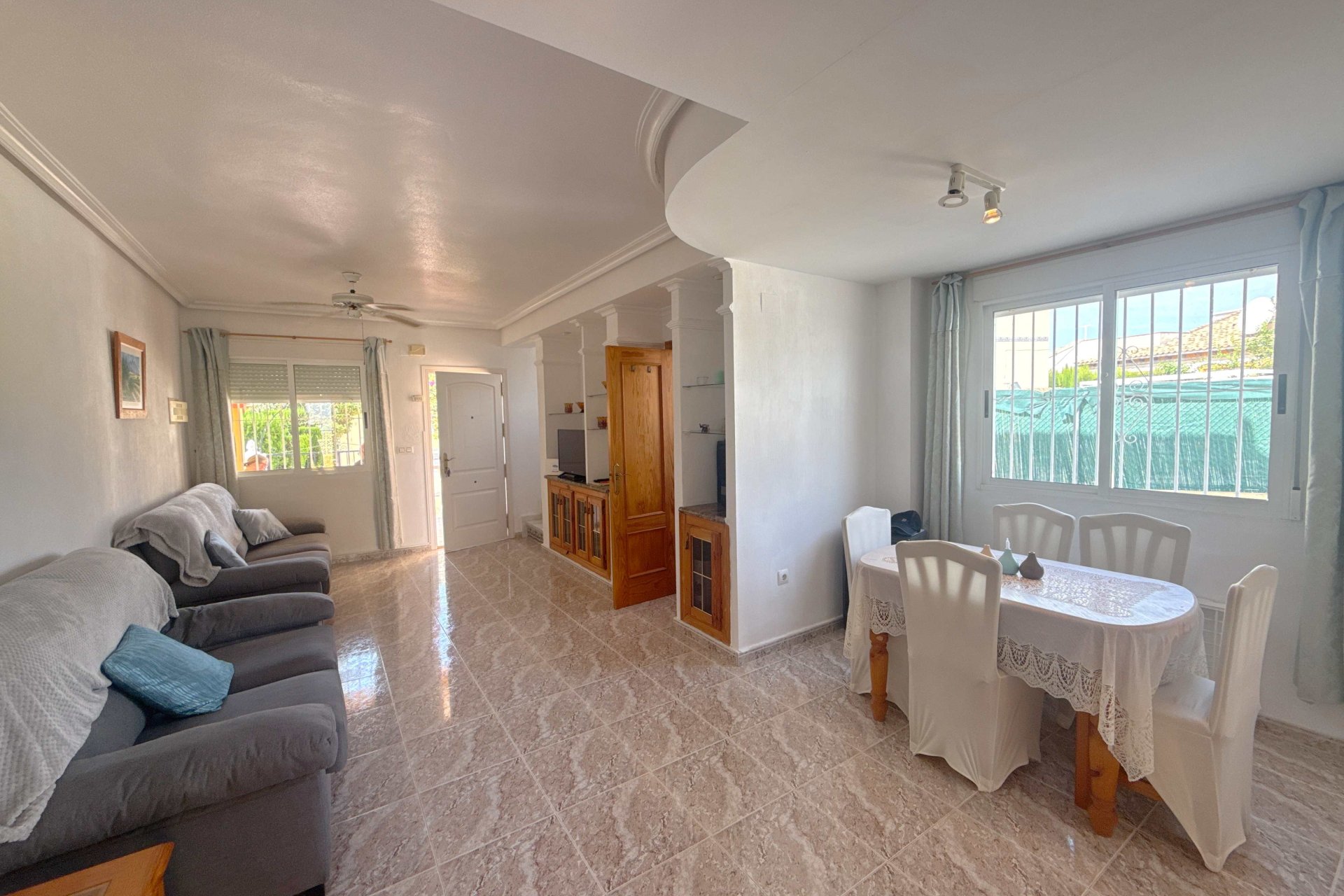Resale - Townhouse -
Orihuela Costa - La Zenia