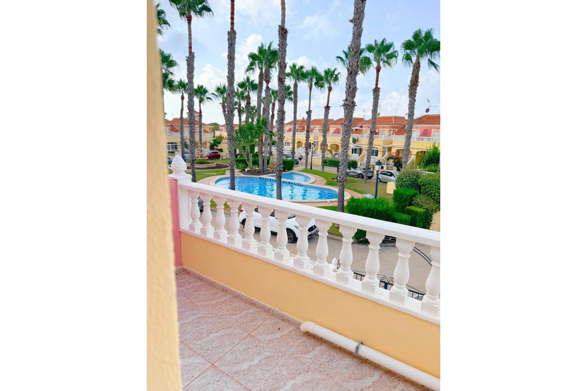 Resale - Townhouse -
Orihuela Costa - La Zenia