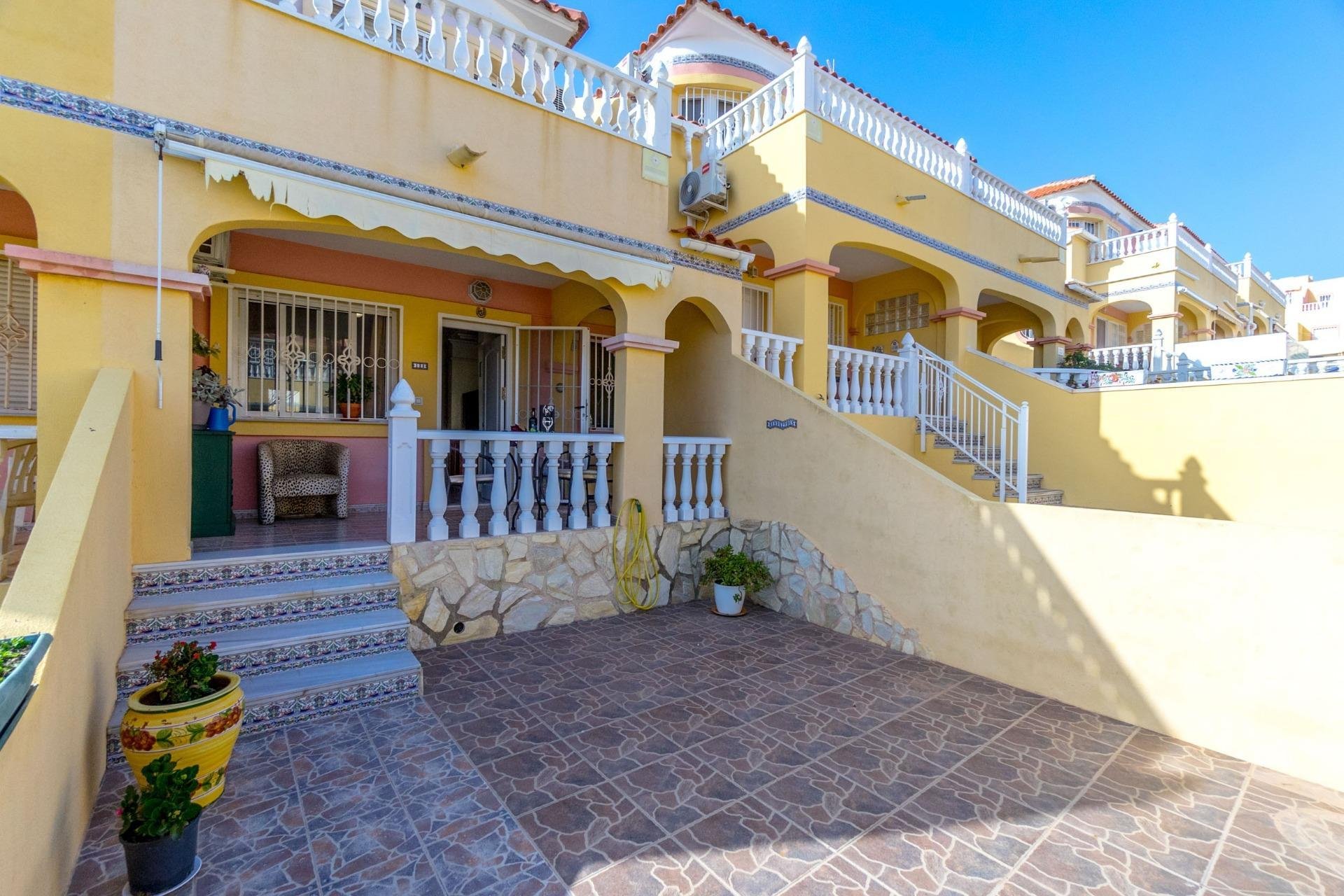 Resale - Townhouse -
Orihuela Costa - Las Filipinas