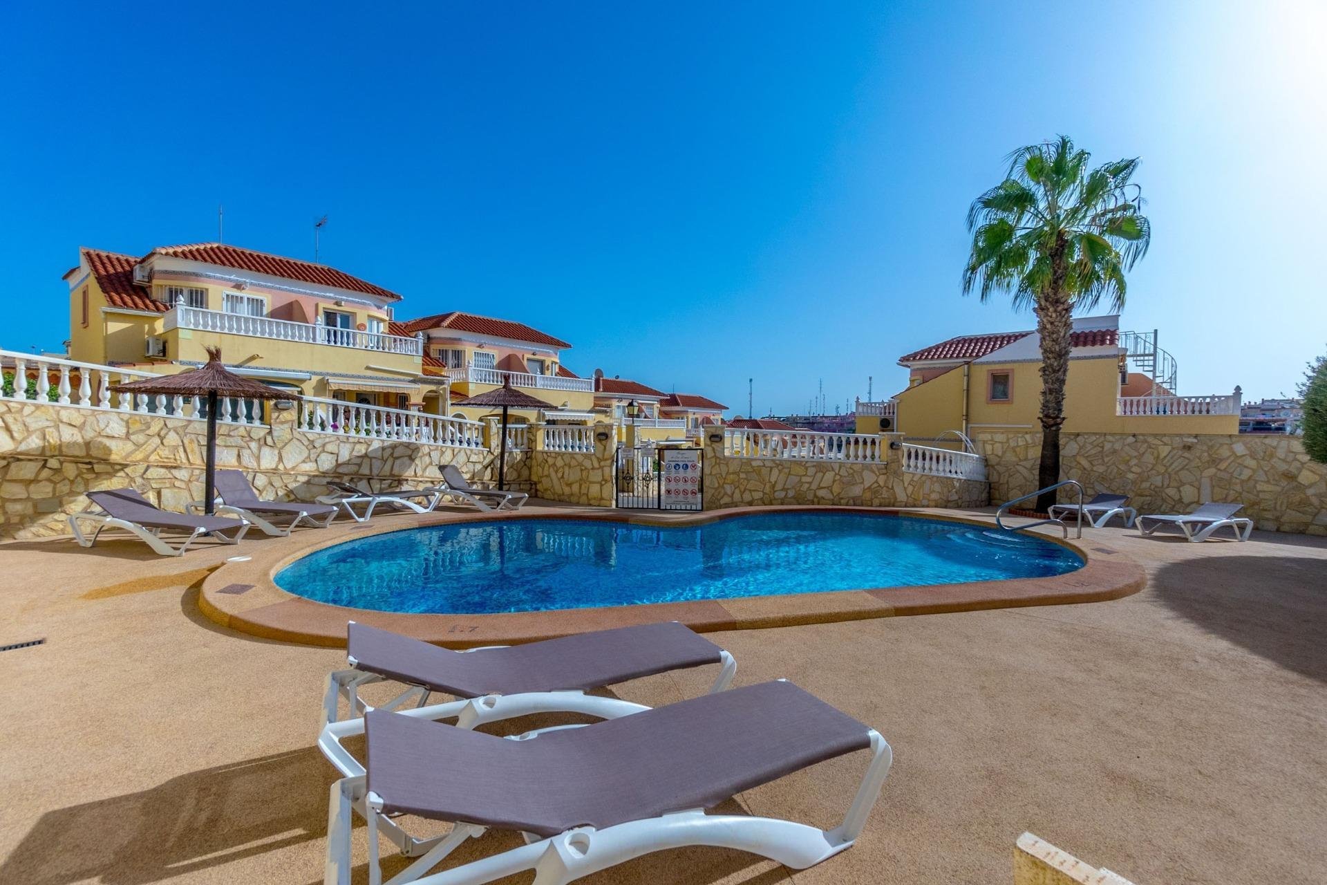 Resale - Townhouse -
Orihuela Costa - Las Filipinas