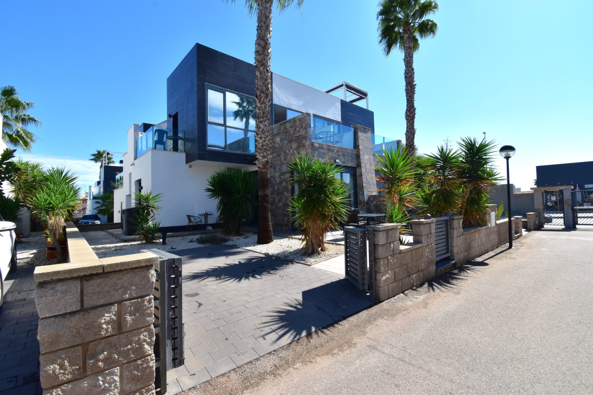Resale - Townhouse -
Orihuela Costa - Lomas de Cabo Roig