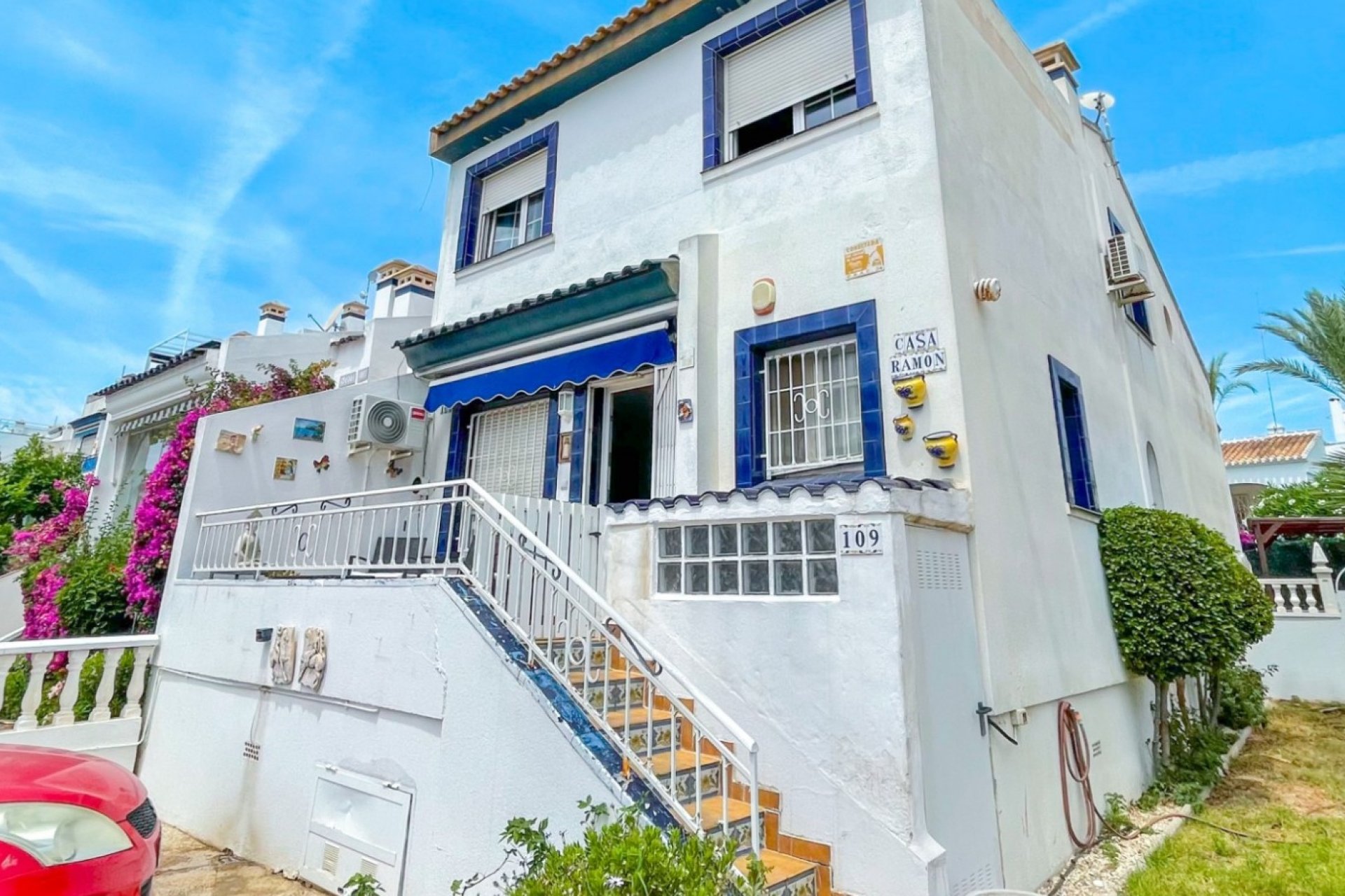 Resale - Townhouse -
Orihuela Costa - Los Dolses