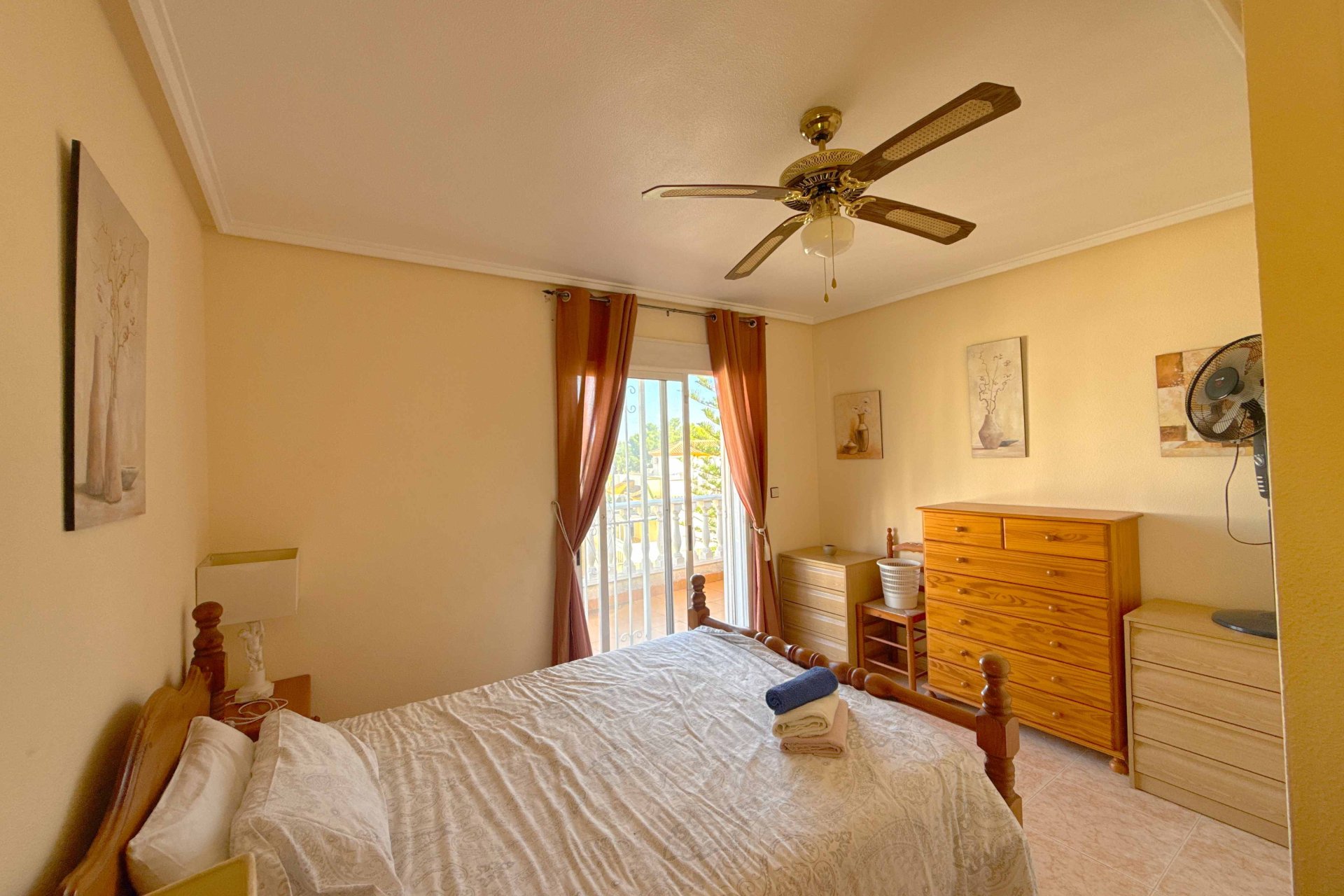 Resale - Townhouse -
Orihuela Costa - Los Dolses