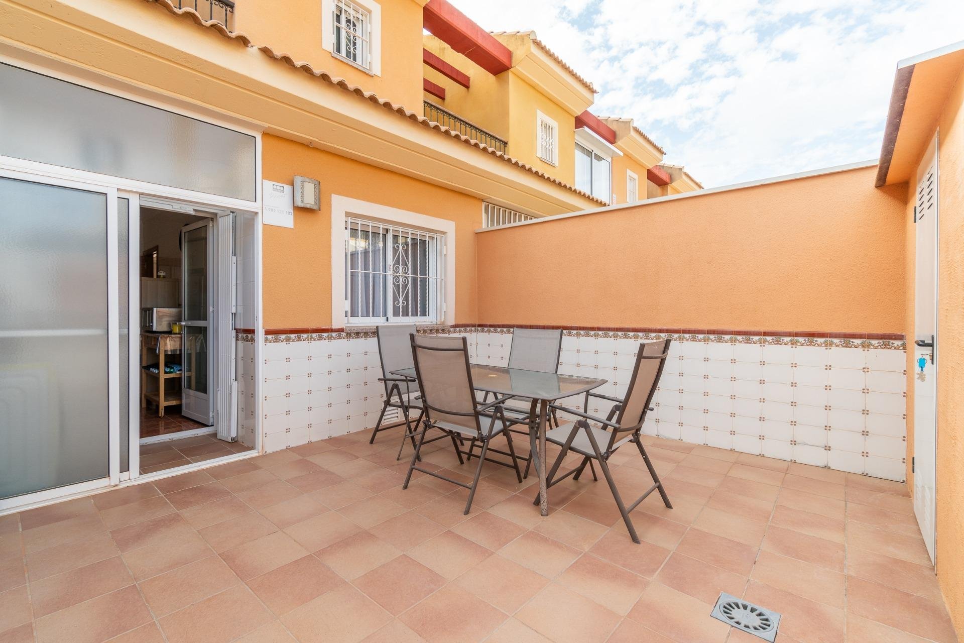 Resale - Townhouse -
Orihuela Costa - Los Dolses