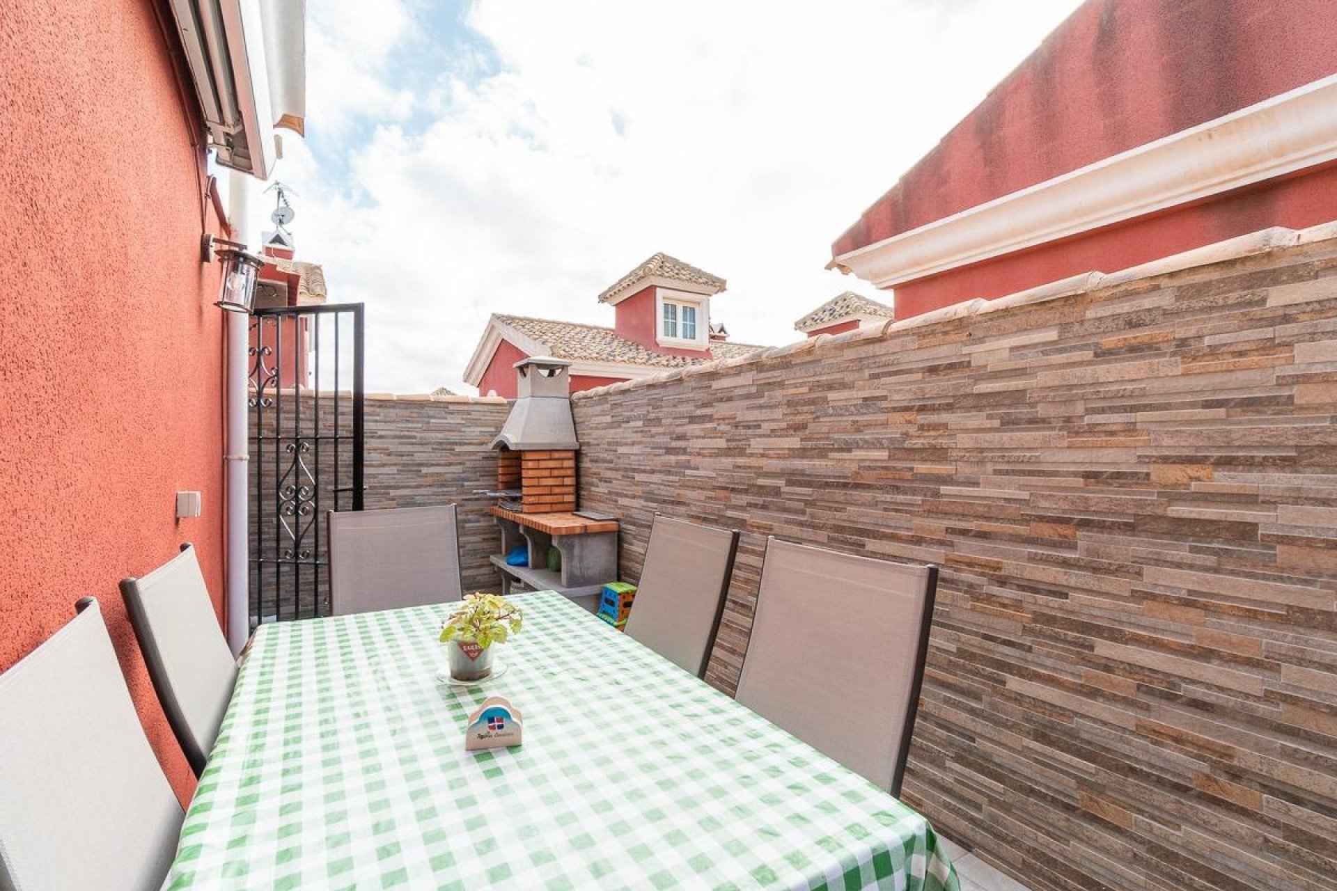 Resale - Townhouse -
Orihuela Costa - PAU 8