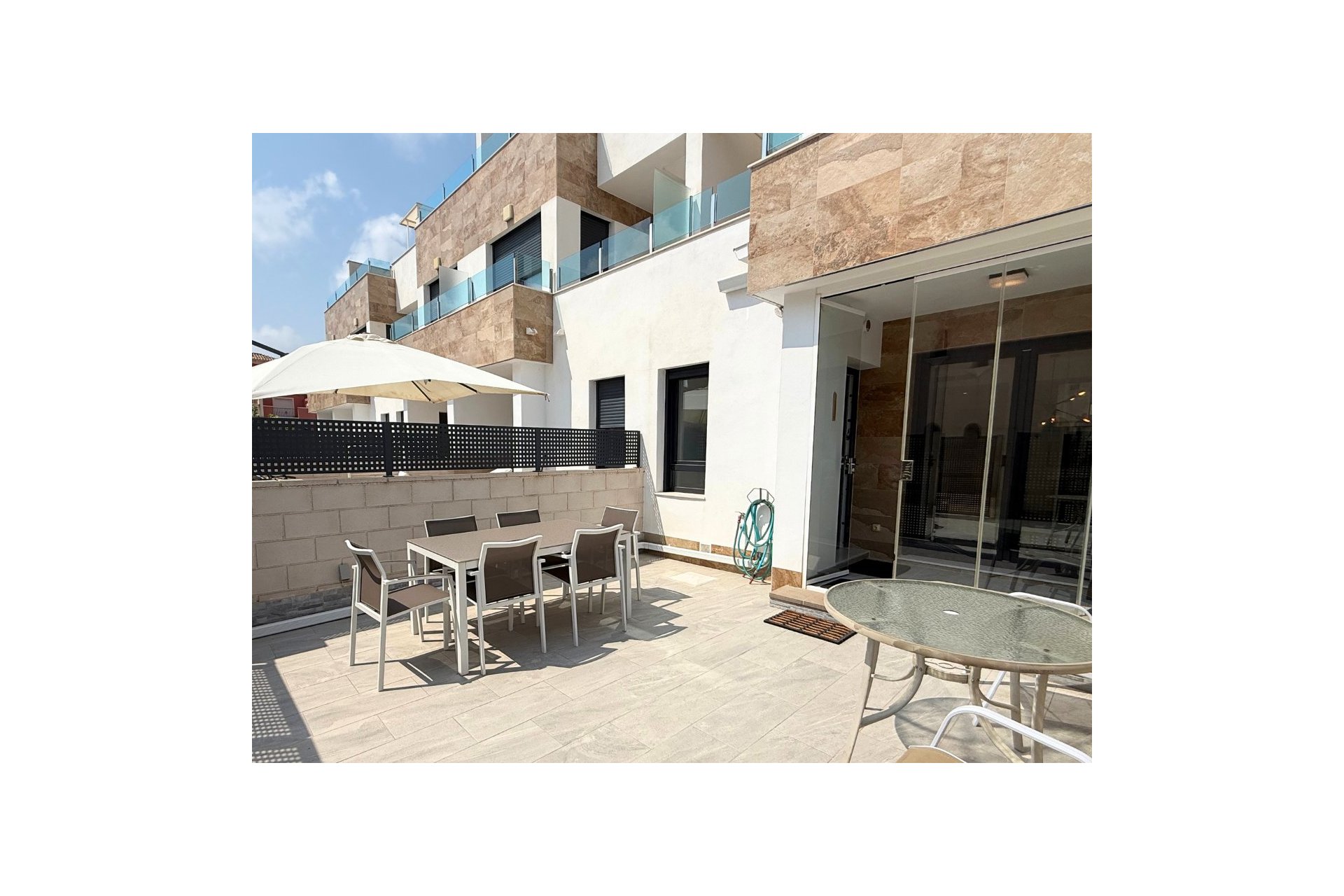 Resale - Townhouse -
Orihuela Costa - Playa Flamenca