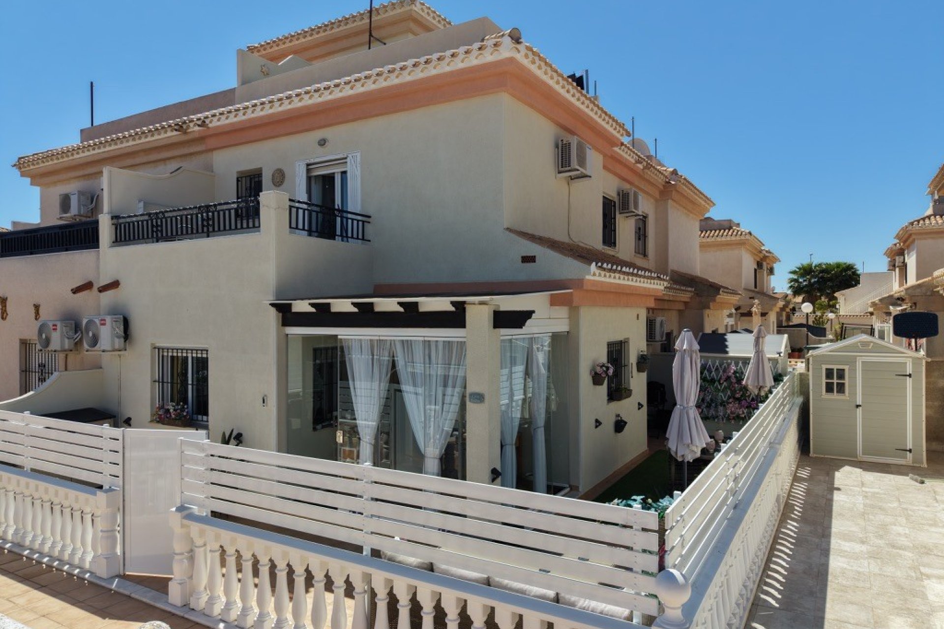 Resale - Townhouse -
Orihuela Costa - Playa Flamenca