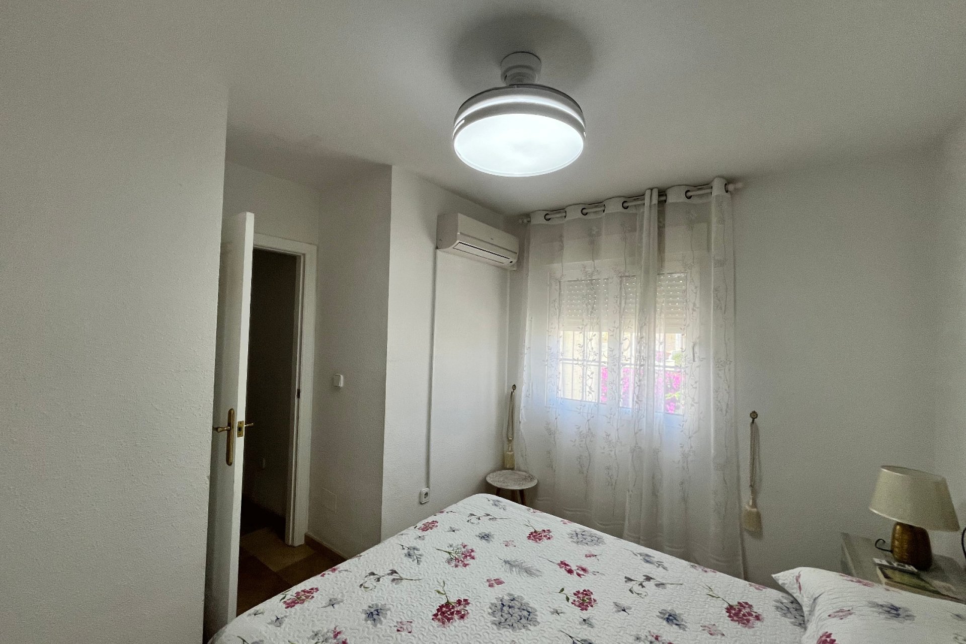 Resale - Townhouse -
Orihuela Costa - Playa Flamenca